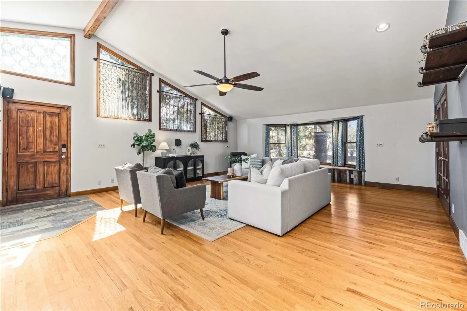 03282026001002 1600 2