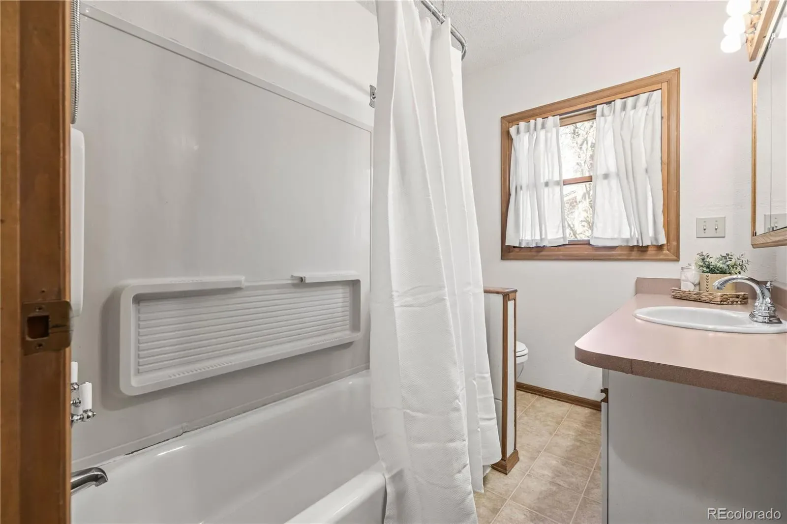 03282026001002 1600 26