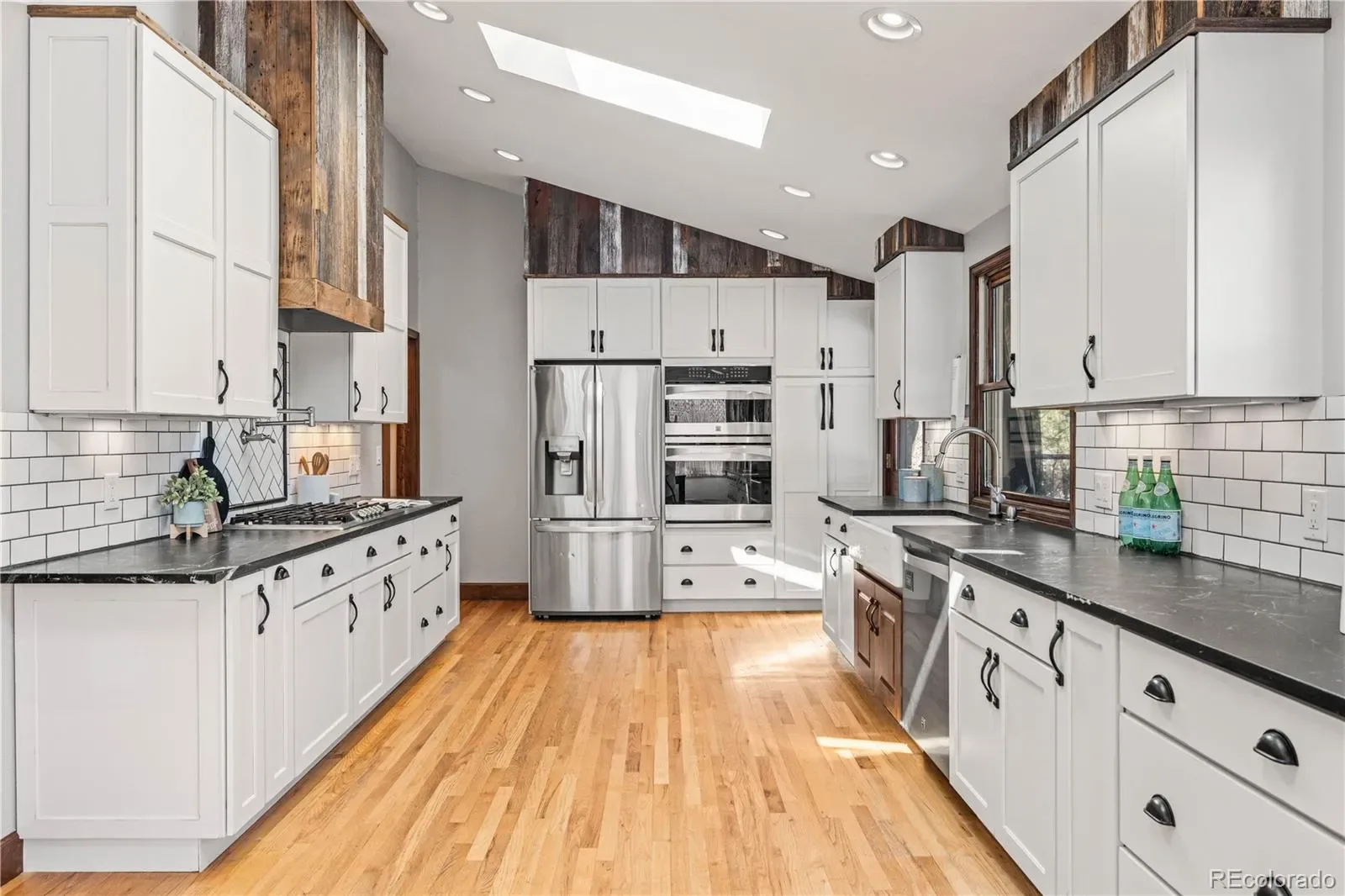 03282026001002 1600 8