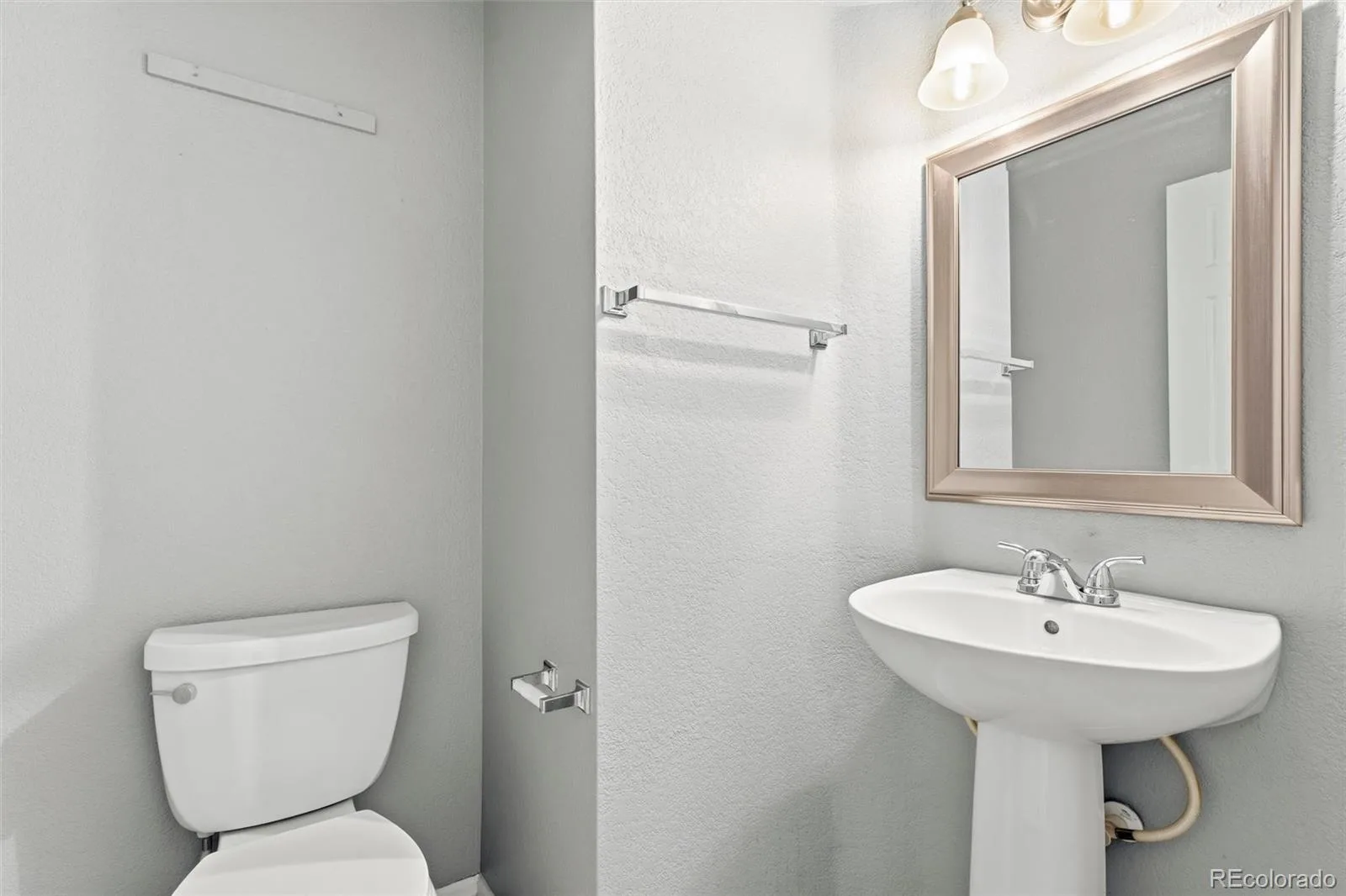 19174 E Wyoming Drive #103 Aurora CO 80017 | MLS #REC6645012 08122026042517 1600 7