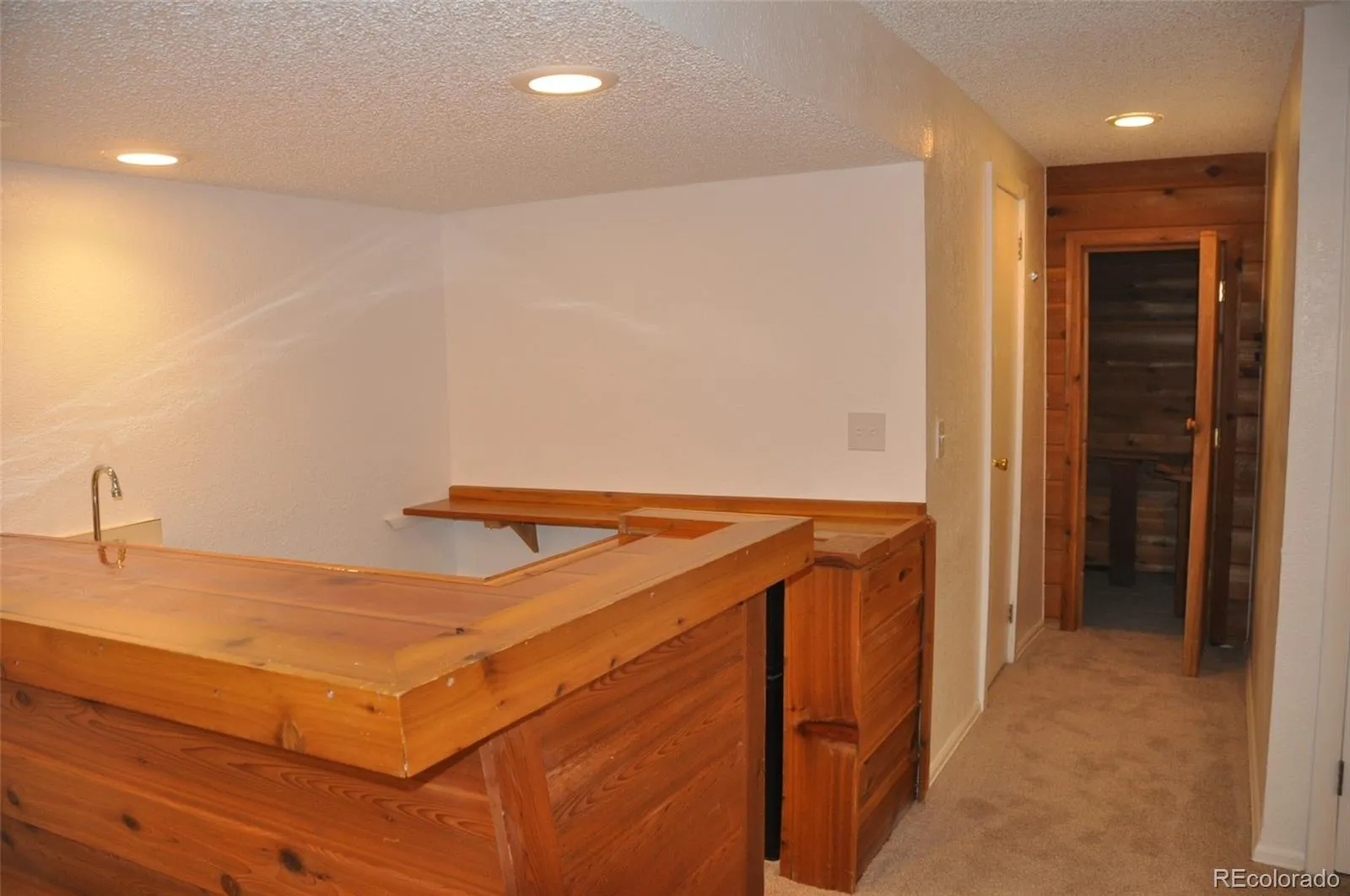 8654 E Eastman Avenue Denver CO 80231 MLS #REC6647301 05212026042129 1600 31