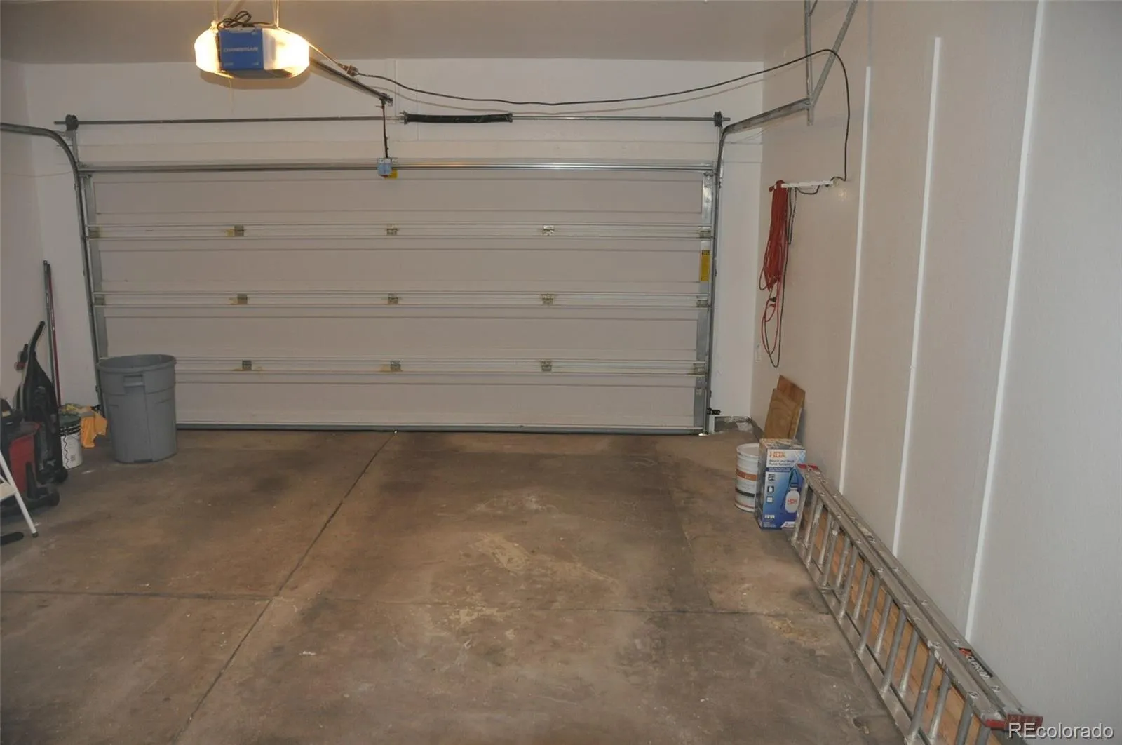 8654 E Eastman Avenue Denver CO 80231 MLS #REC6647301 05212026042129 1600 38