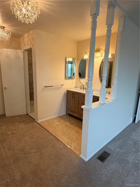 8654 E Eastman Avenue Denver CO 80231 MLS #REC6647301 05212026042129 800 20