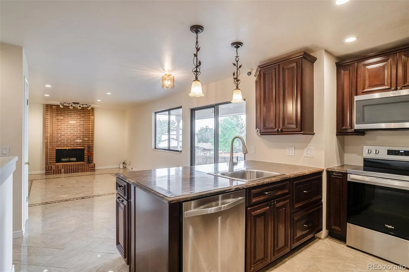 8654 E Eastman Avenue Denver CO 80231 MLS #REC6647301 07032026222830 1600 16