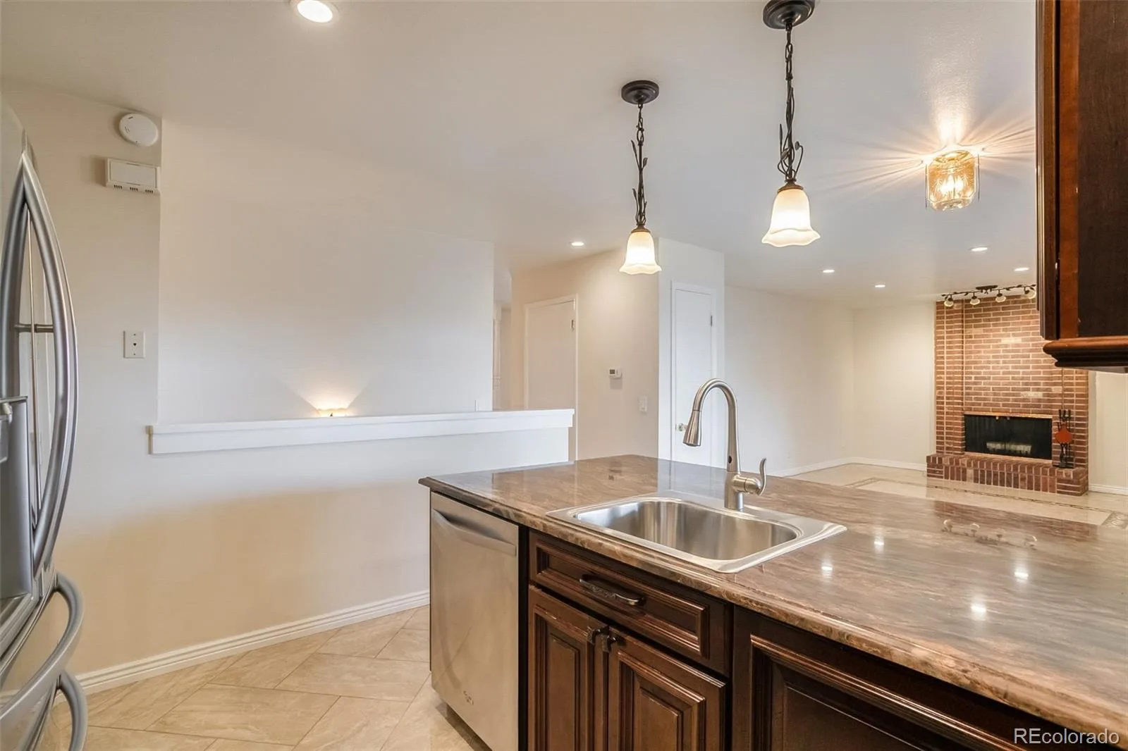 8654 E Eastman Avenue Denver CO 80231 MLS #REC6647301 07032026222830 1600 17