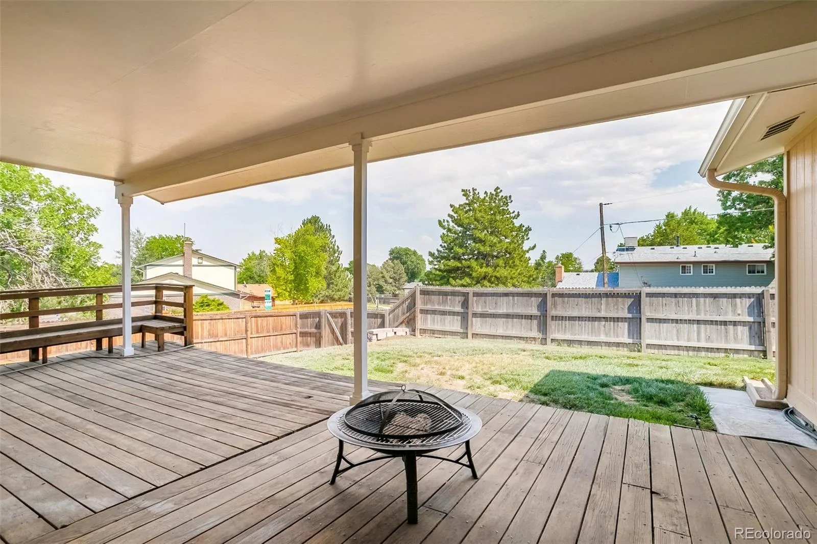 8654 E Eastman Avenue Denver CO 80231 MLS #REC6647301 07032026222830 1600 41
