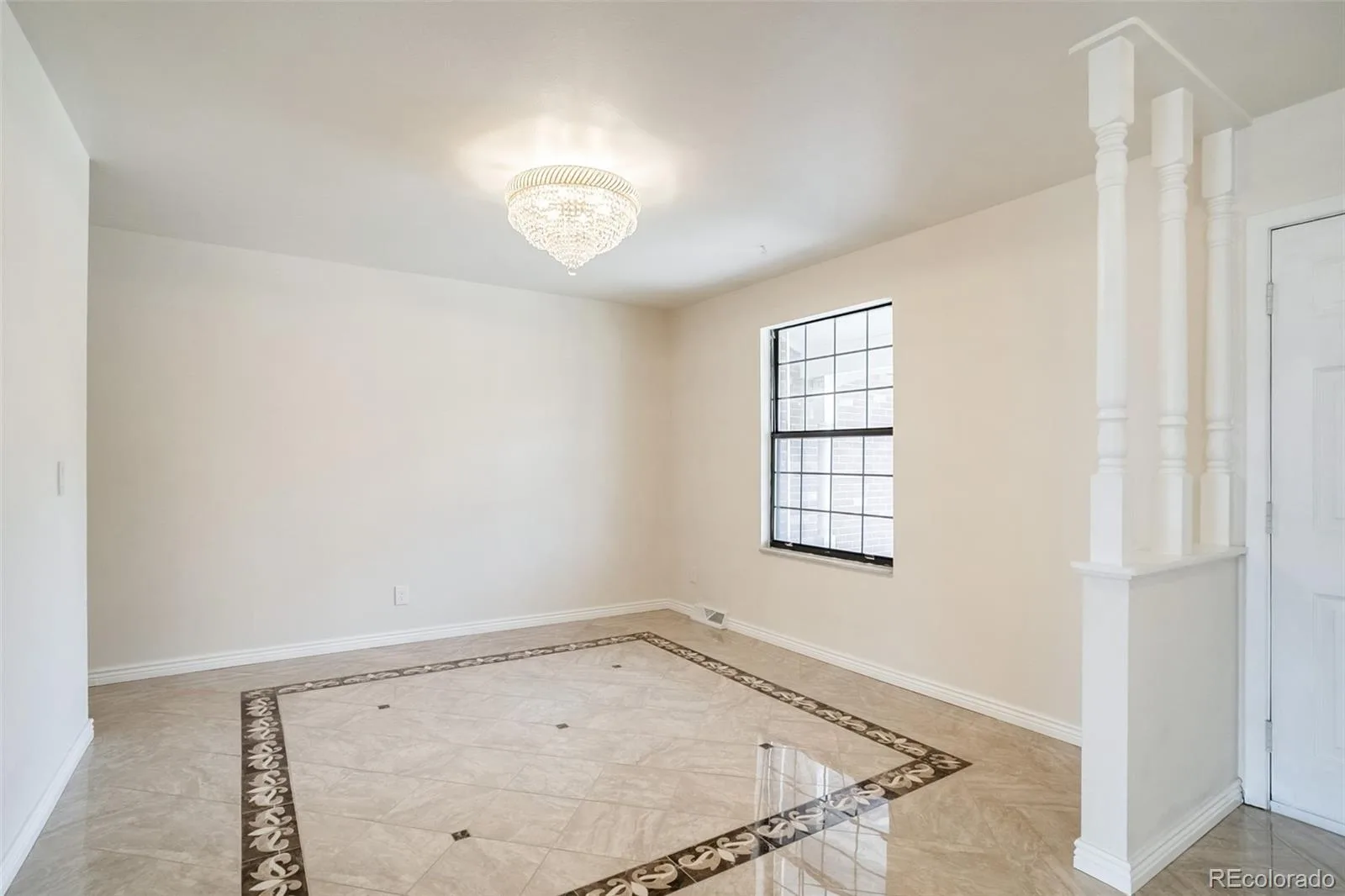 8654 E Eastman Avenue Denver CO 80231 MLS #REC6647301 07032026222830 1600 6