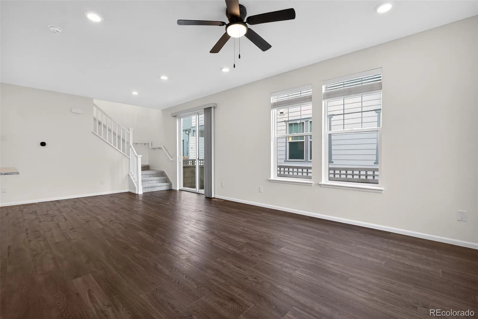 6050 N Netherland Court Aurora CO 80019 | MLS #REC6648829 05032026211843 1600 5