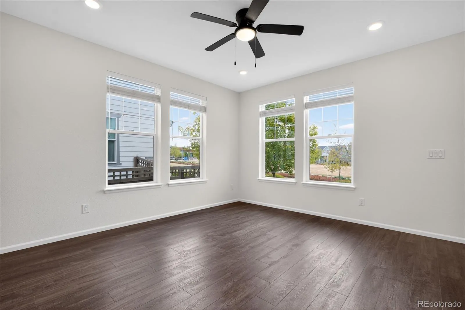 6050 N Netherland Court Aurora CO 80019 | MLS #REC6648829 05032026211843 1600 6