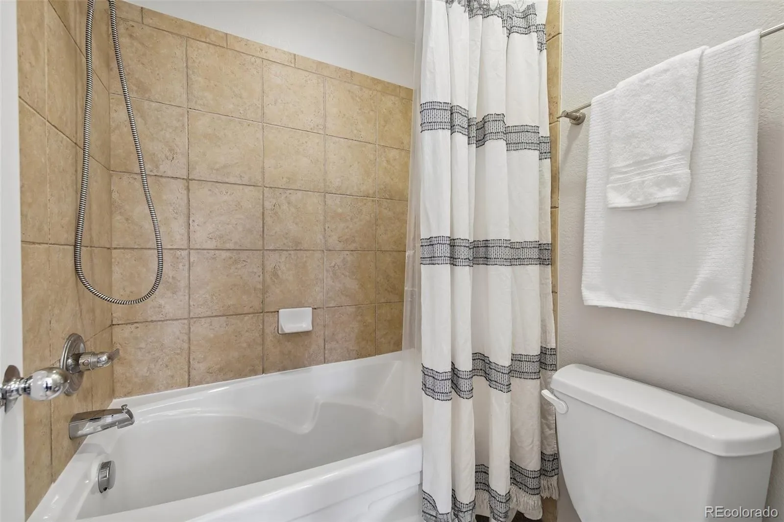 780 Quebec Street #2 Denver CO 80230 MLS #REC6649190 04272026181918 1600 30