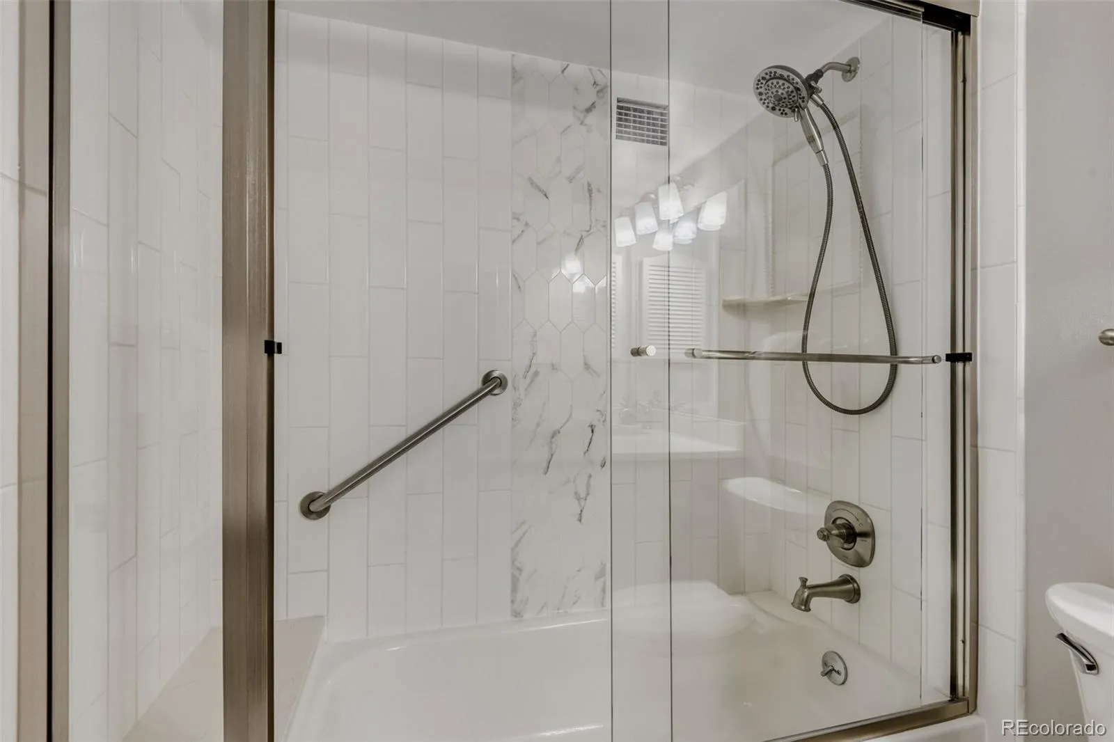 14102 E Linvale Place #305 Aurora CO 80014 MLS #REC6649885 04232026175255 1600 20