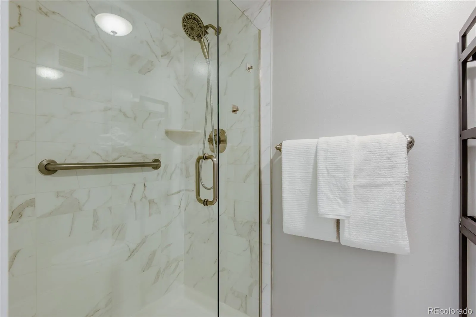 14102 E Linvale Place #305 Aurora CO 80014 MLS #REC6649885 04232026175255 1600 23