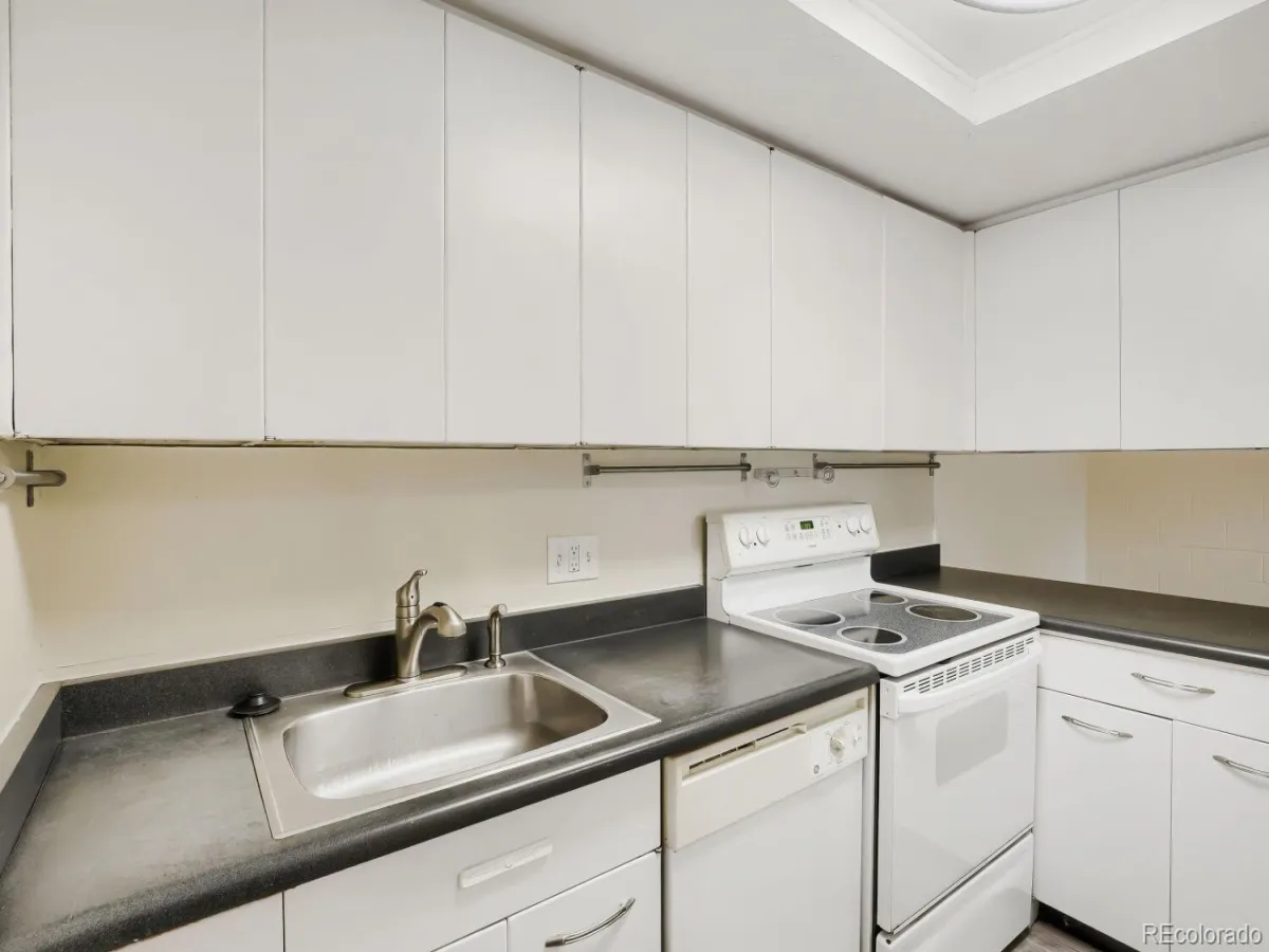 10125 W 25th Avenue #43 Lakewood CO 80215 | MLS #REC6649999 05222026000109 1200 12