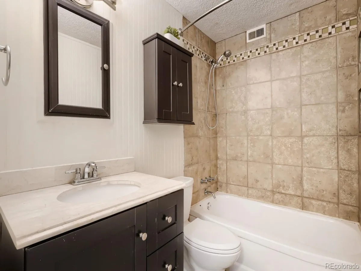 10125 W 25th Avenue #43 Lakewood CO 80215 | MLS #REC6649999 05222026000109 1200 24
