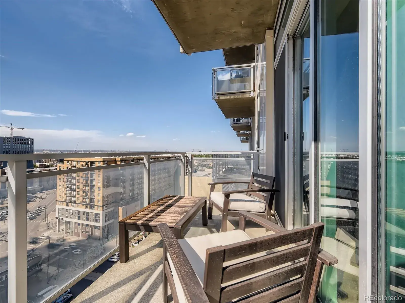 03032026040900 1600 19