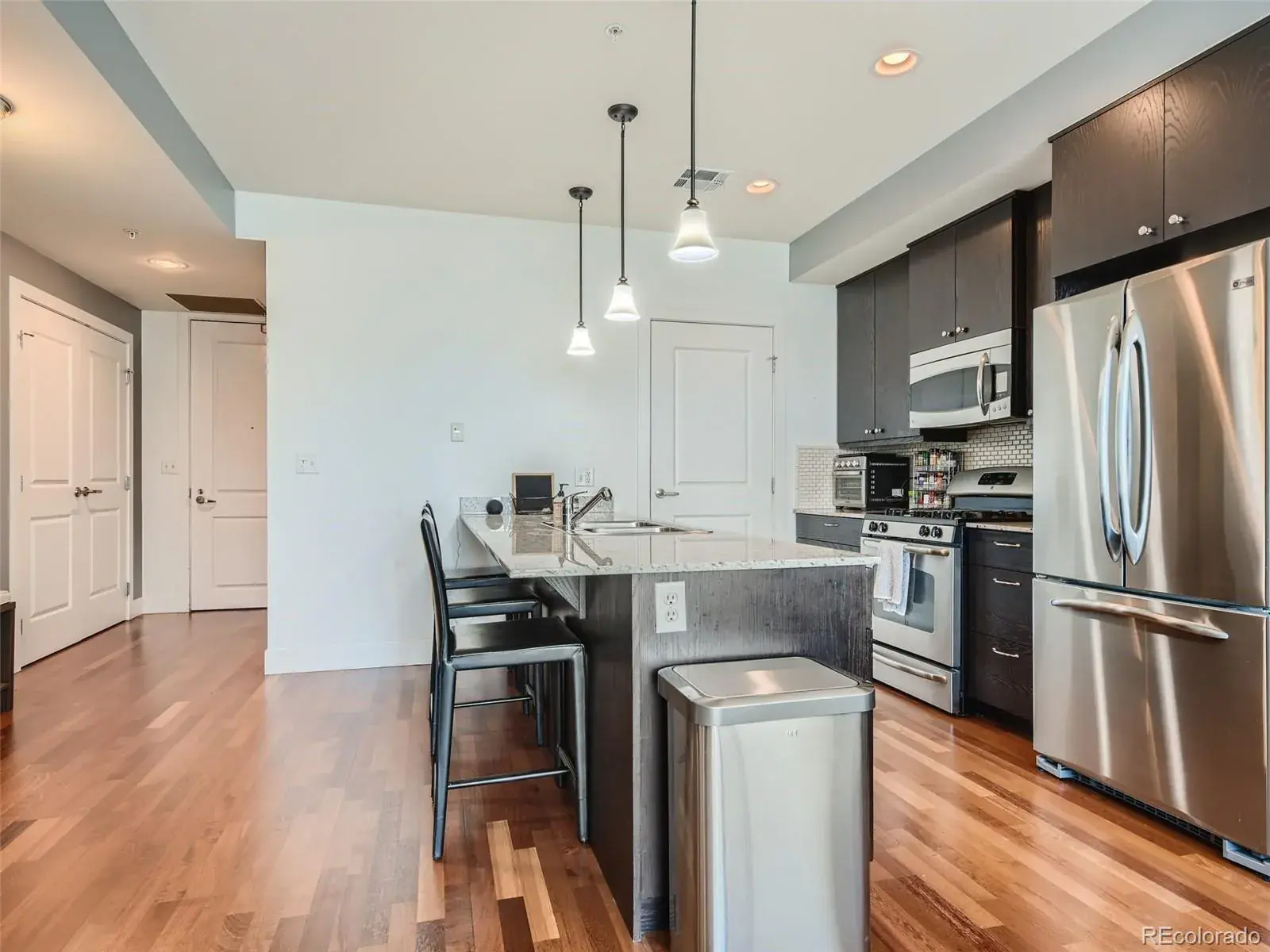 03032026040900 1600 5