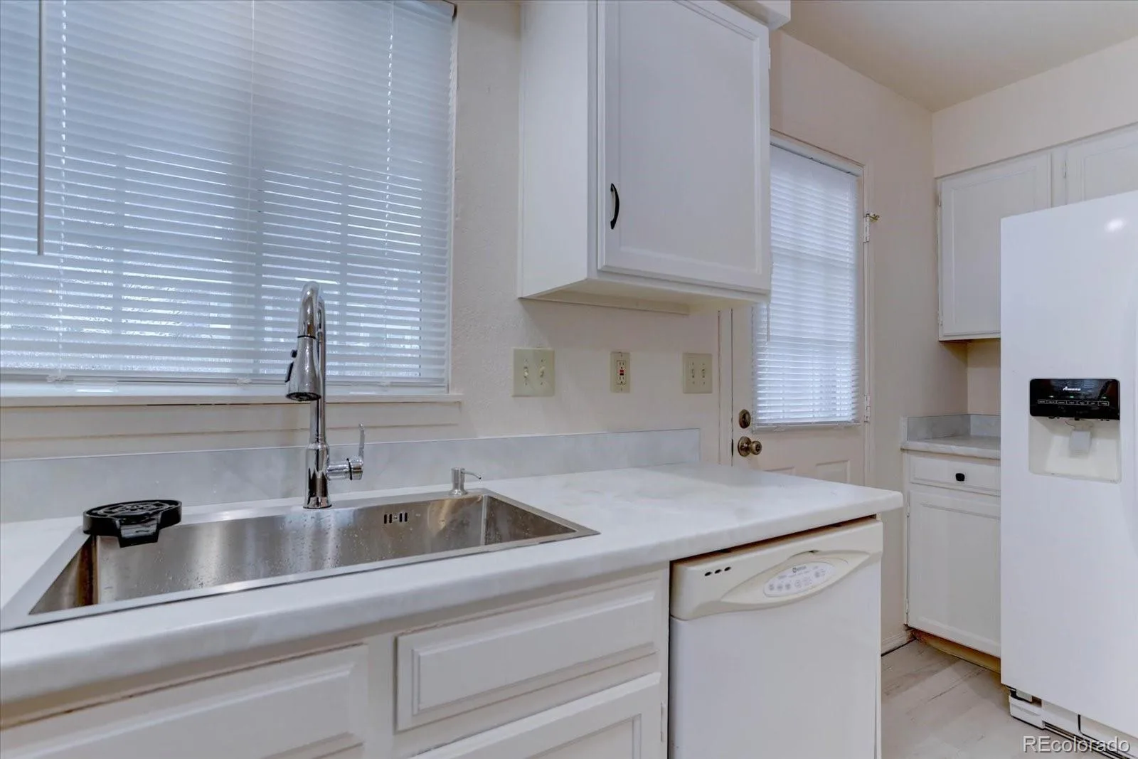 19842 Summerset Lane Parker CO 80138 | MLS #REC6651118 06032026184148 1600 15