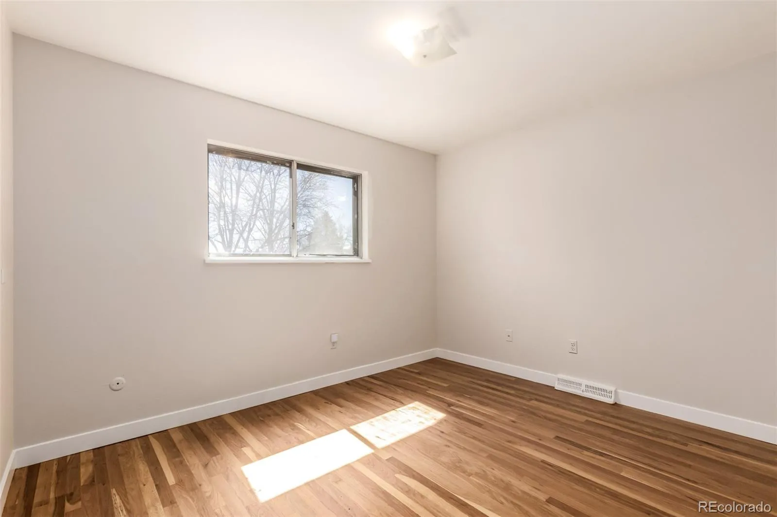 04062026182826 1600 10