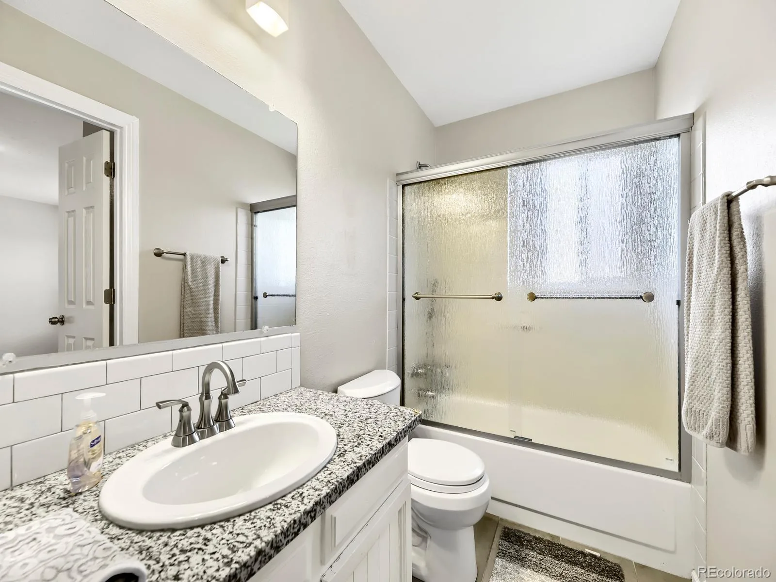5263 E Briarwood Circle Centennial CO 80122 | MLS #REC6653502 10102026170456 1600 22