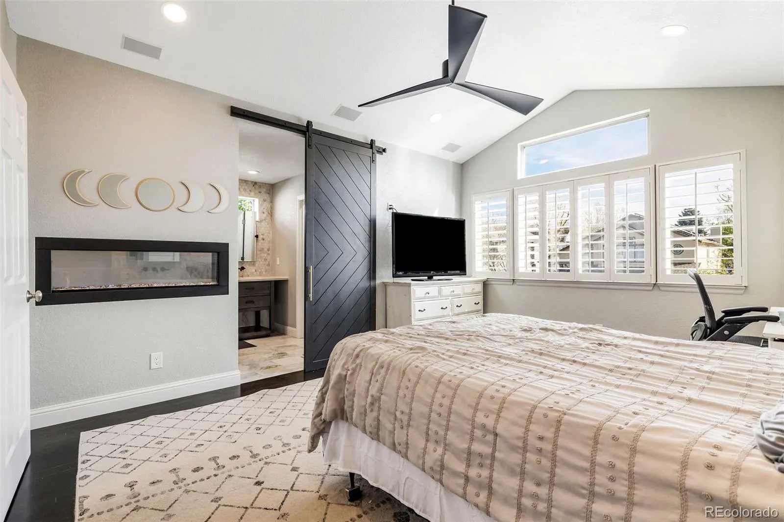 04172026022504 1600 14