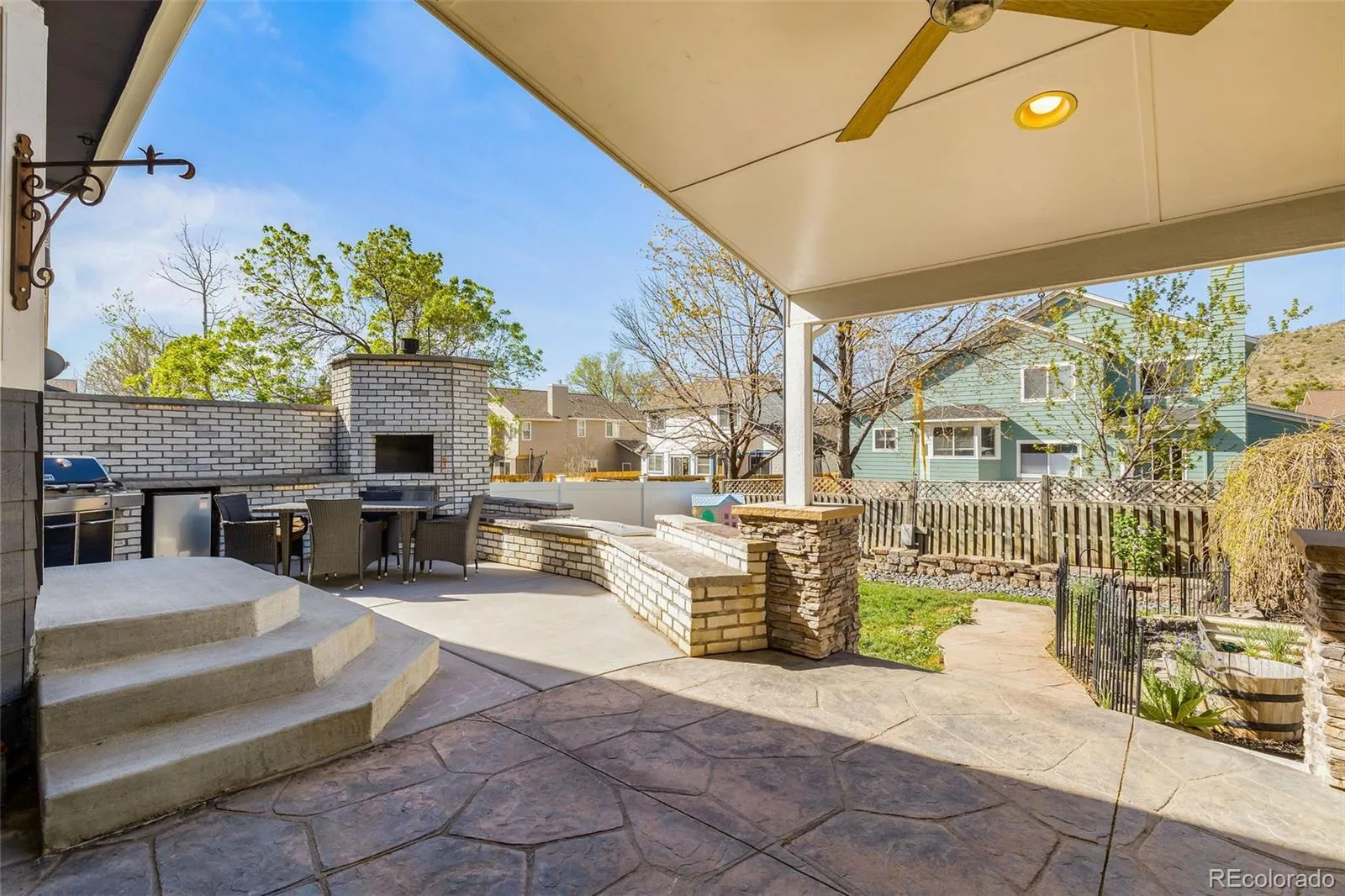 04172026022504 1600 33