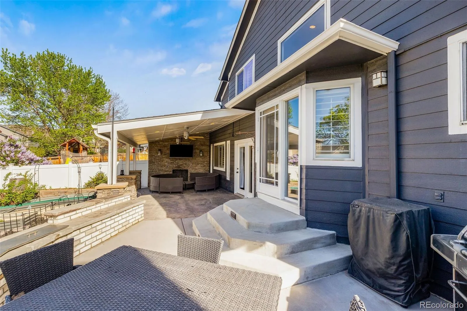 04172026022504 1600 35