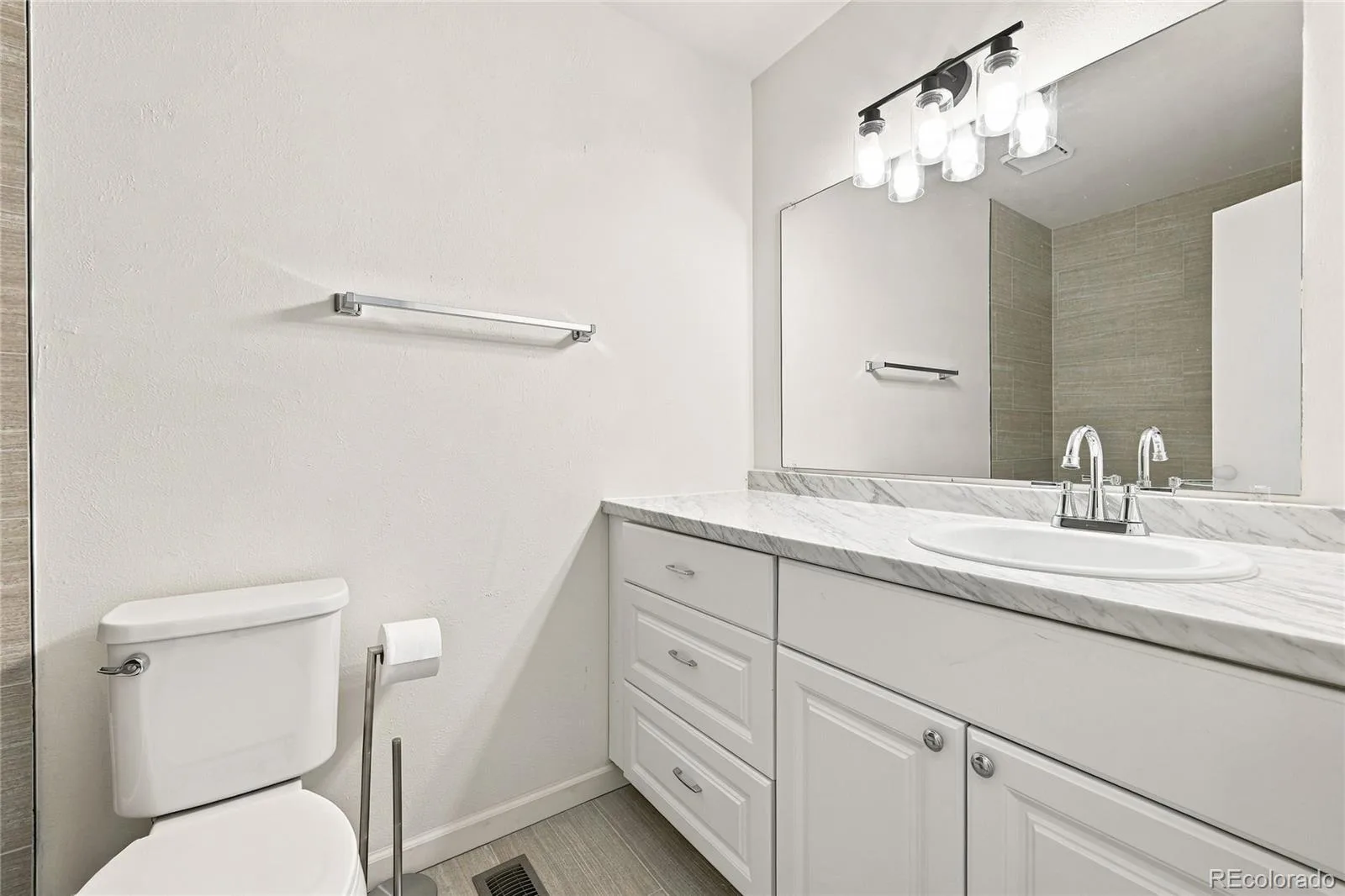 794 S Patton Court Denver CO 80219 | MLS #REC6657296 08252026185633 1600 15