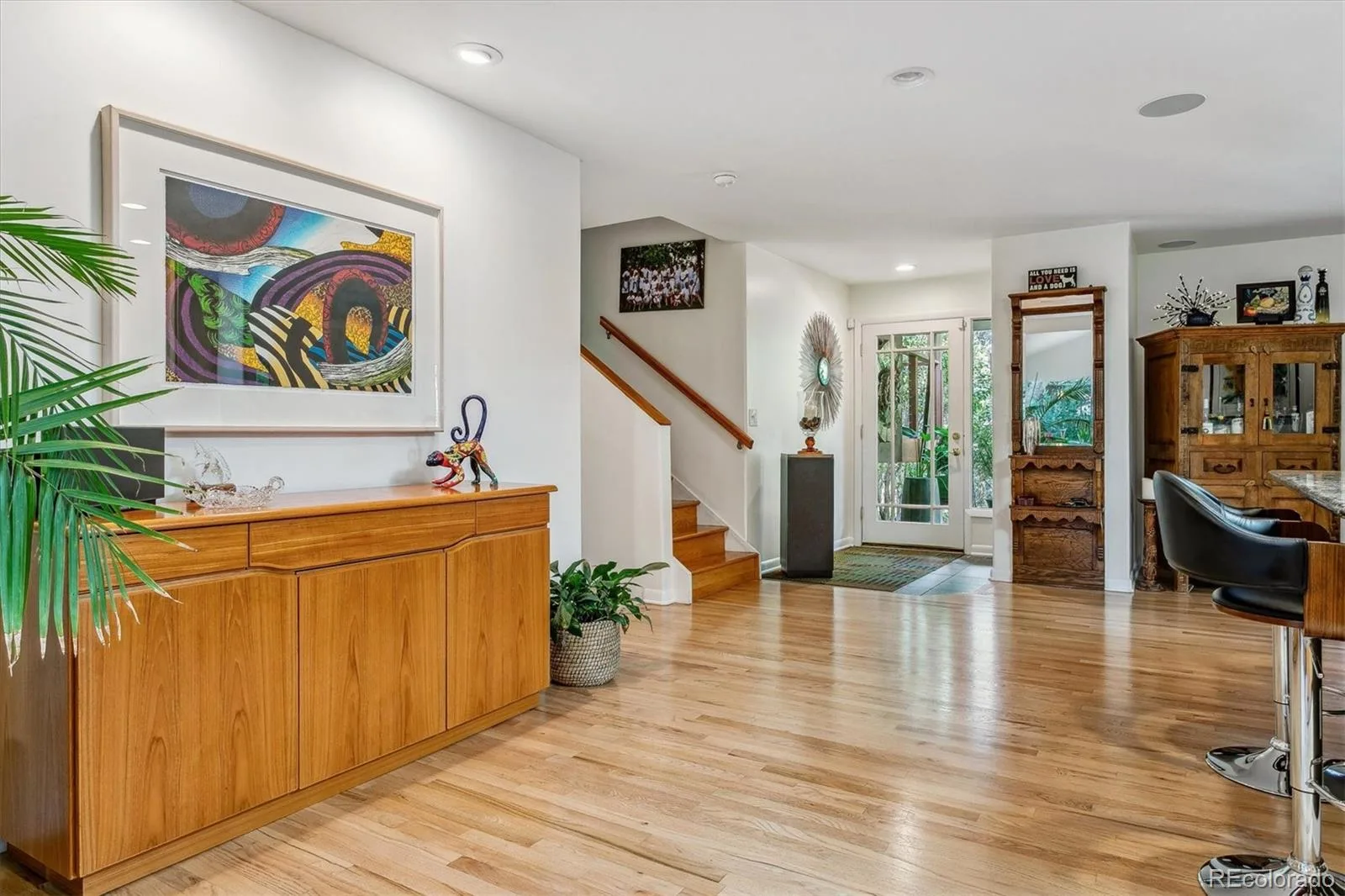 9041 E Jewell Circle Denver CO 80231 | MLS #REC6658564 08242026202250 1600 14