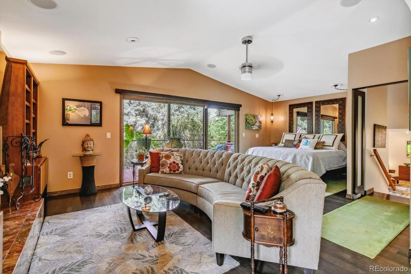 9041 E Jewell Circle Denver CO 80231 | MLS #REC6658564 08242026202250 1600 19