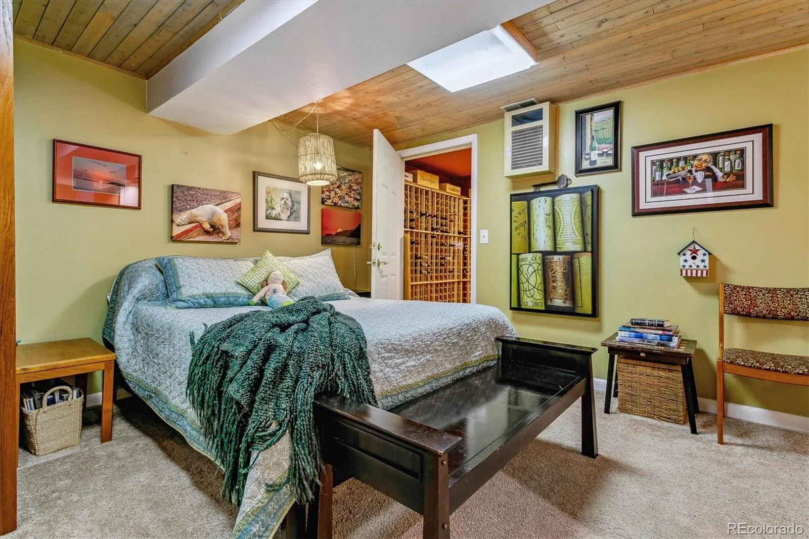 9041 E Jewell Circle Denver CO 80231 | MLS #REC6658564 08242026202250 1600 31