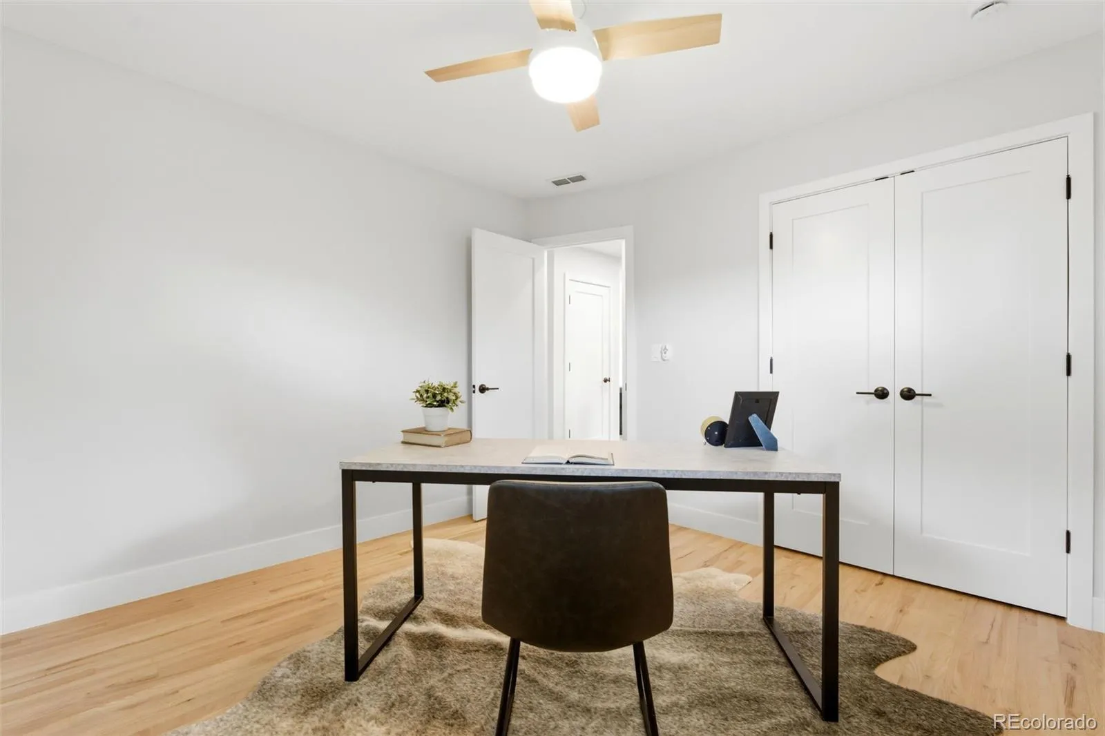 613 S Oneida Way Denver CO 80224 MLS #REC6658866 05022026162241 1600 33