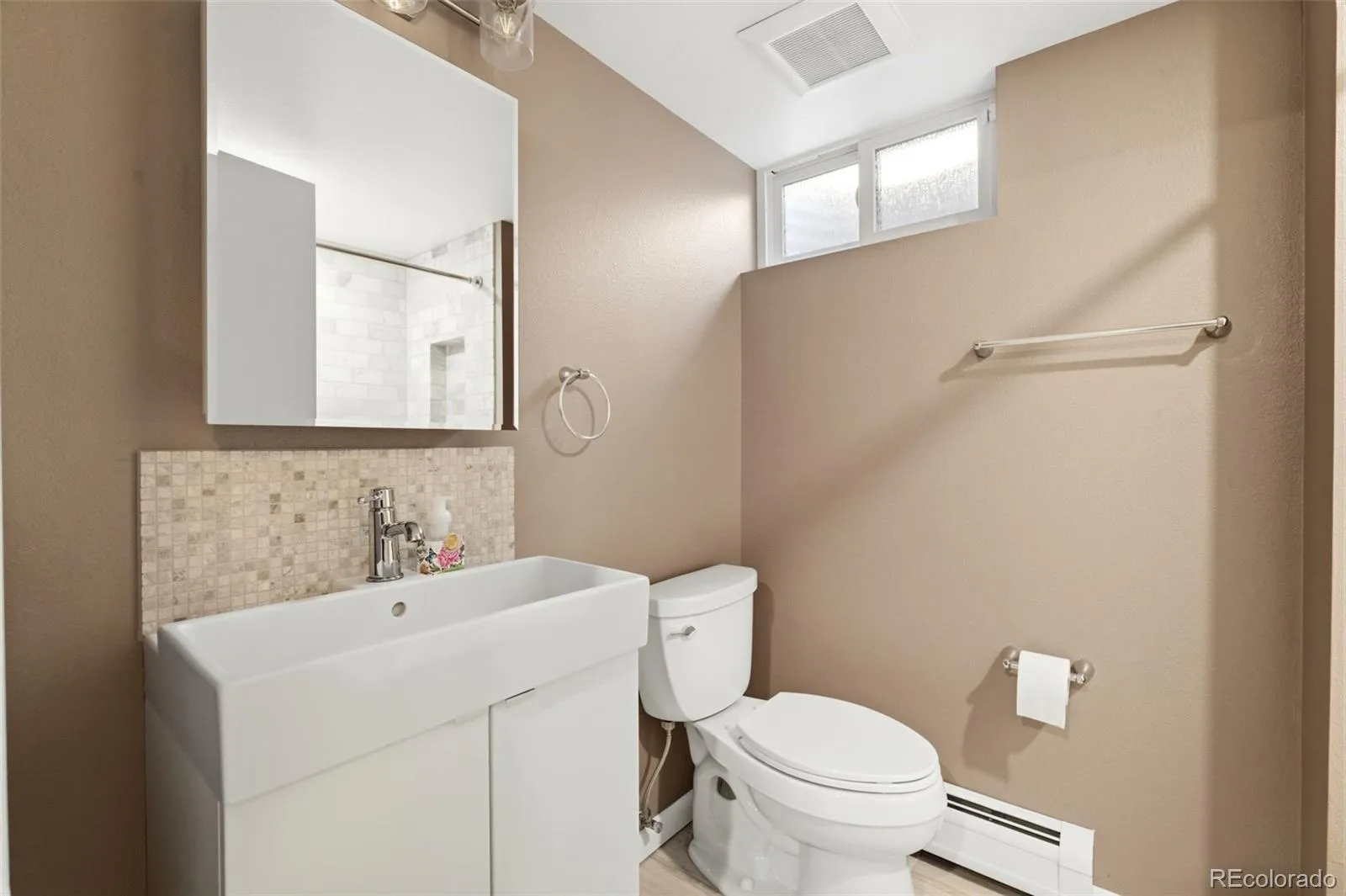 613 S Oneida Way Denver CO 80224 MLS #REC6658866 05022026162241 1600 38