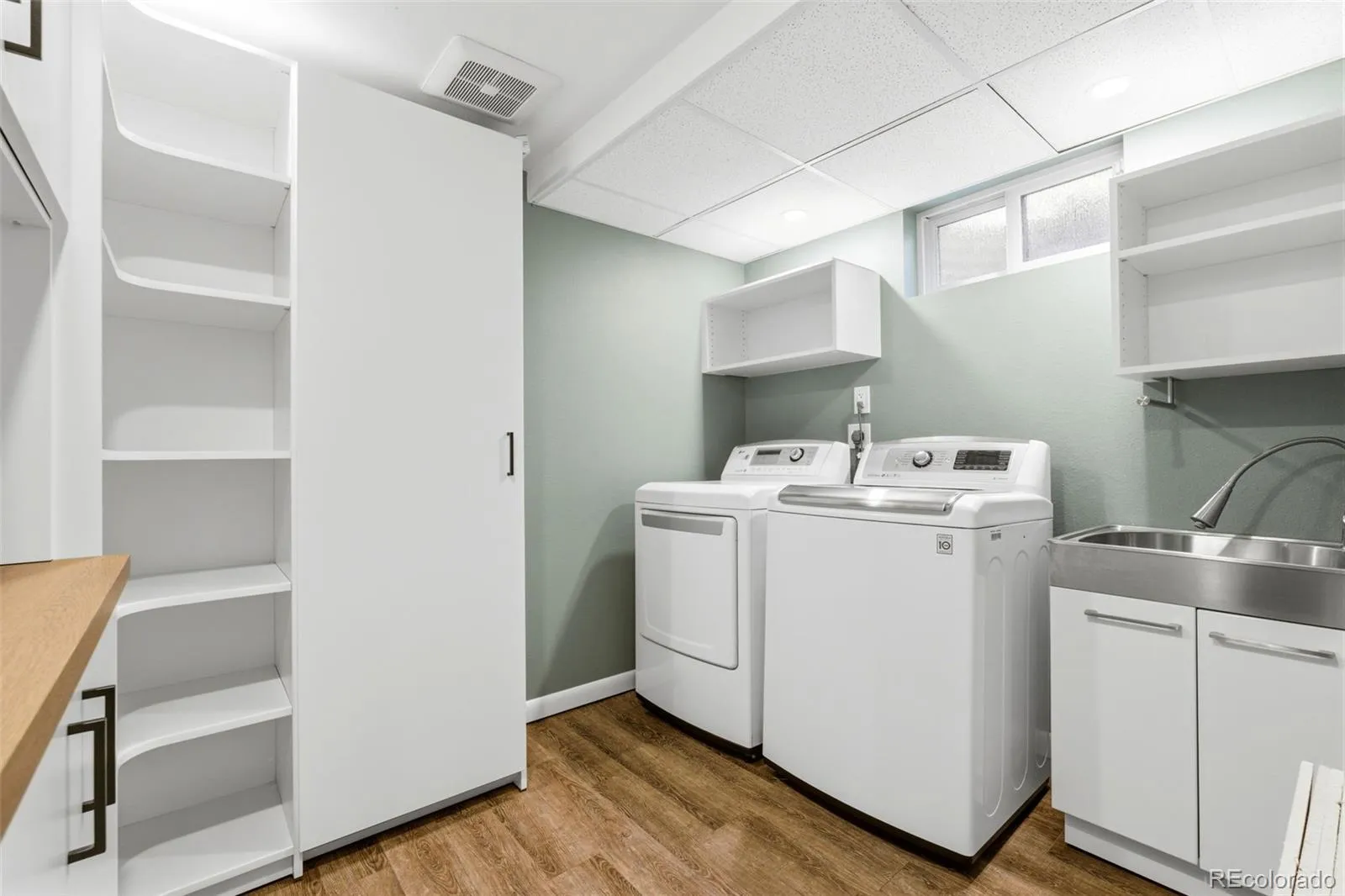 613 S Oneida Way Denver CO 80224 MLS #REC6658866 05022026162241 1600 39