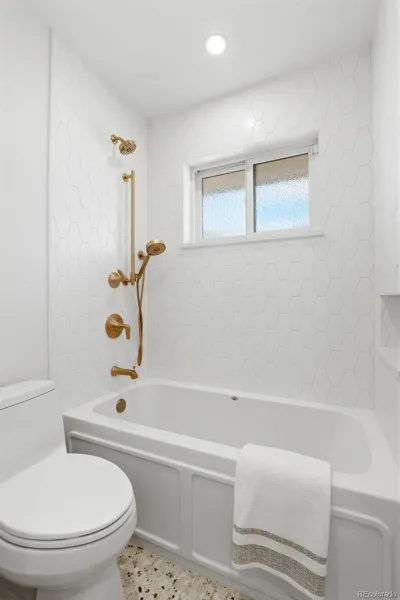 613 S Oneida Way Denver CO 80224 MLS #REC6658866 05022026162241 800 31