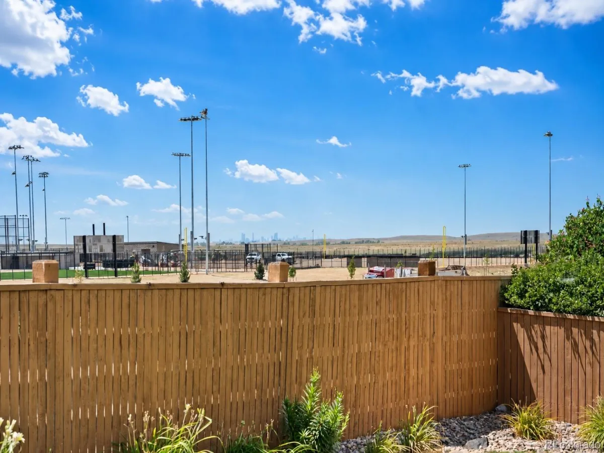 17672 E 98th Way Commerce City CO 80022 | MLS #REC6661487 07292026212343 1200 42
