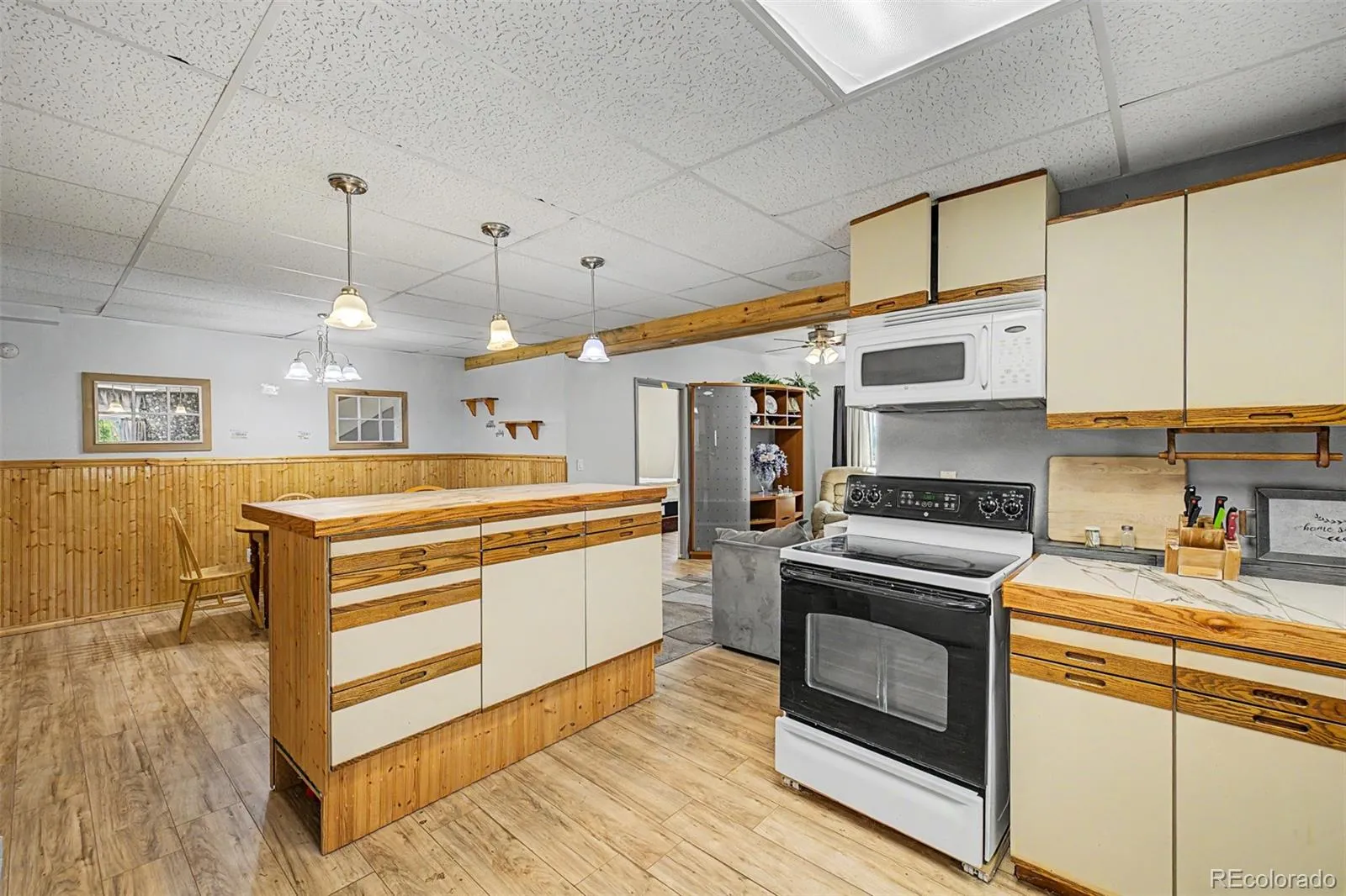 5046 Rangeview Avenue Longmont CO 80504 | MLS #REC6661954 04272026173727 1600 25