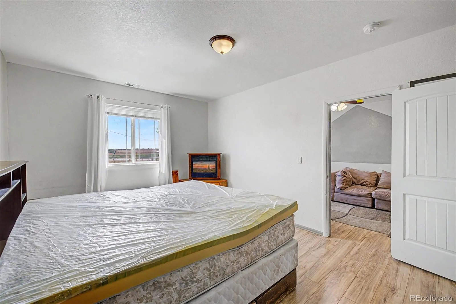 5046 Rangeview Avenue Longmont CO 80504 | MLS #REC6661954 04272026173727 1600 27