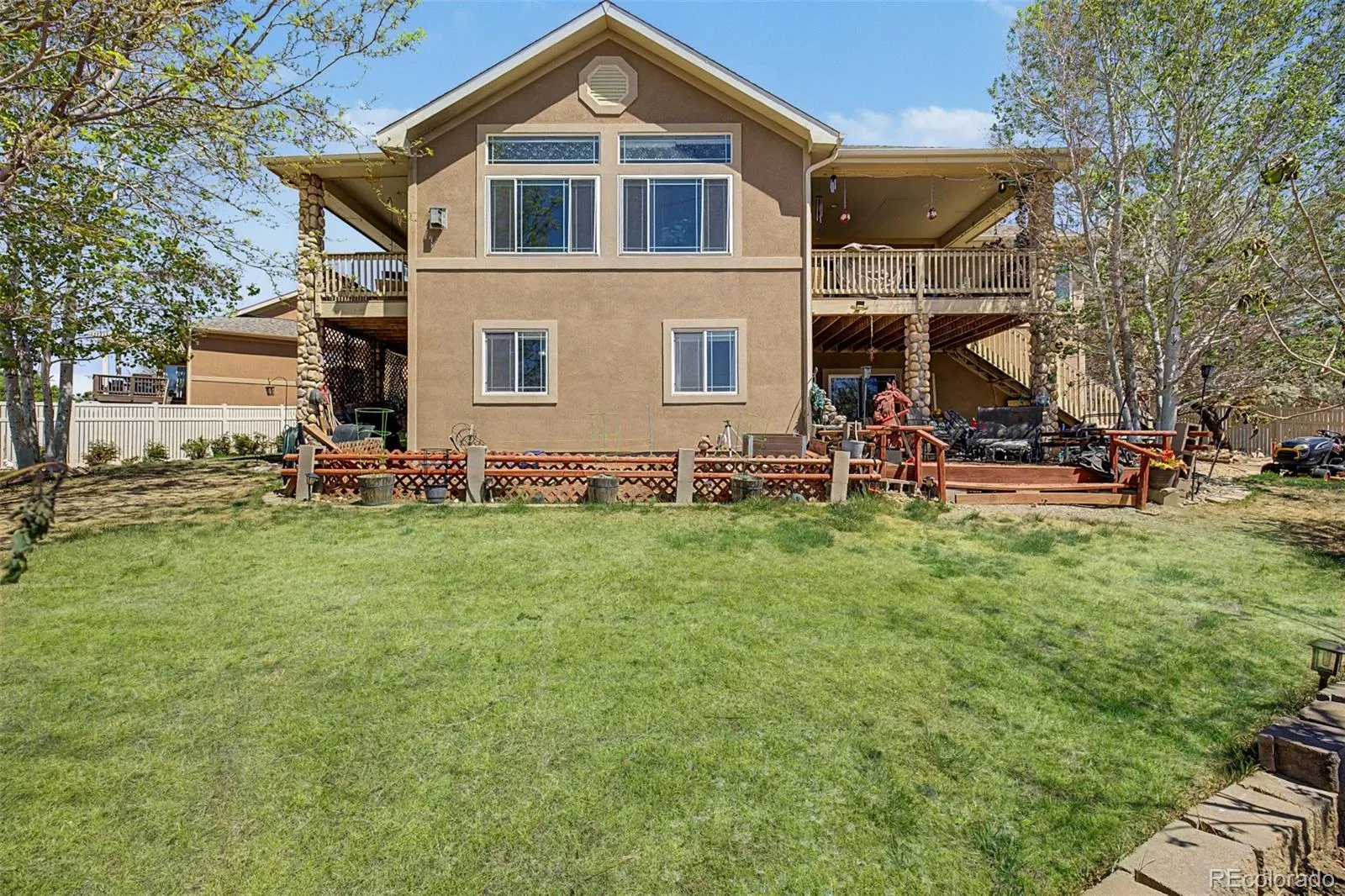 5046 Rangeview Avenue Longmont CO 80504 | MLS #REC6661954 04272026173727 1600 32