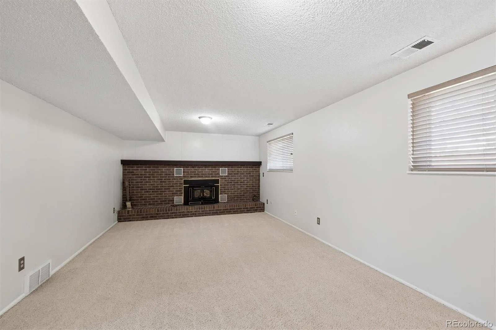 370 S 30th Avenue Brighton CO 80601 | MLS #REC6663569 07152026142246 1600 7