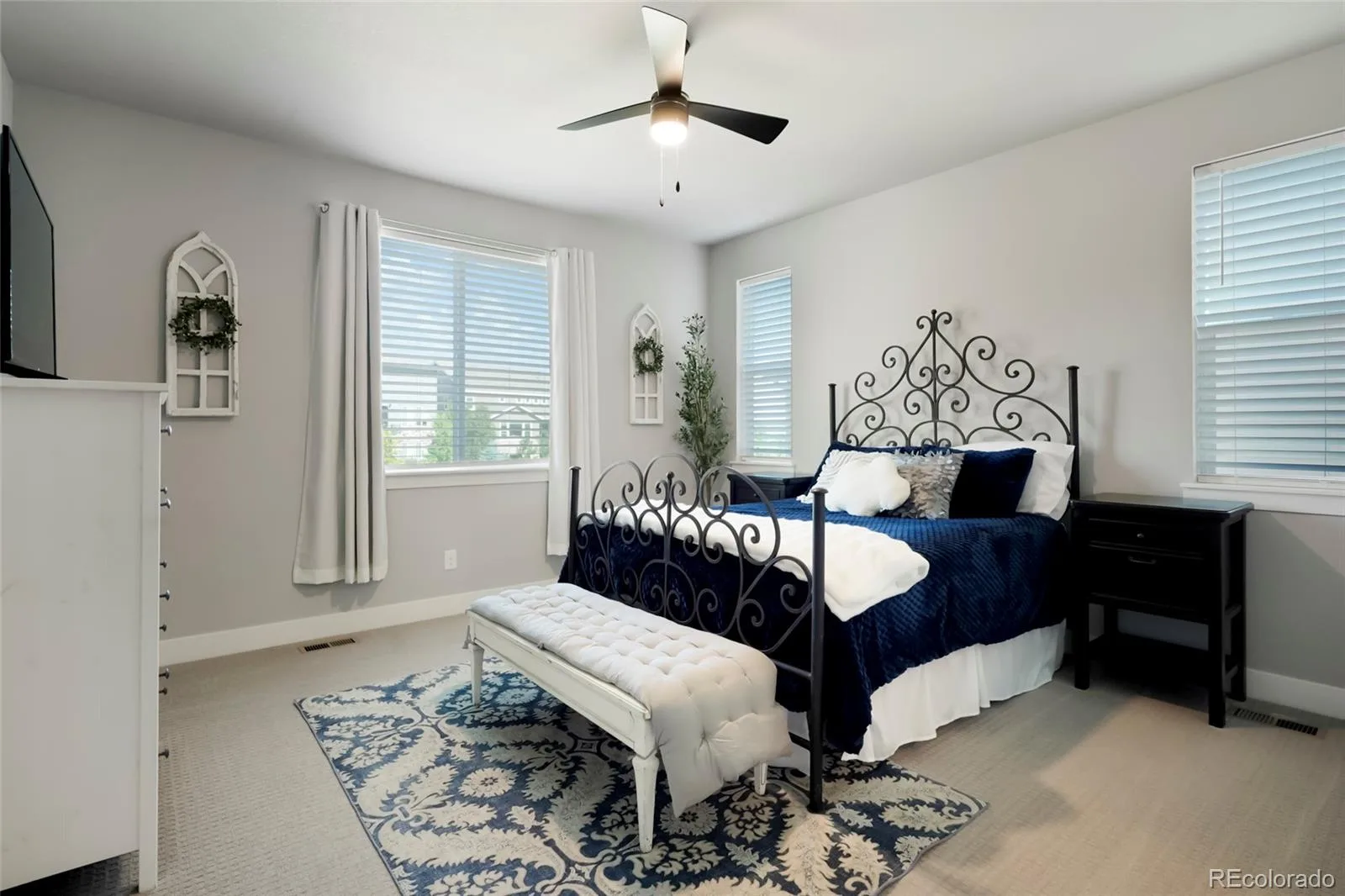 8187 S Little River Way Aurora CO 80016 MLS #REC6667304 07102026172117 1600 12