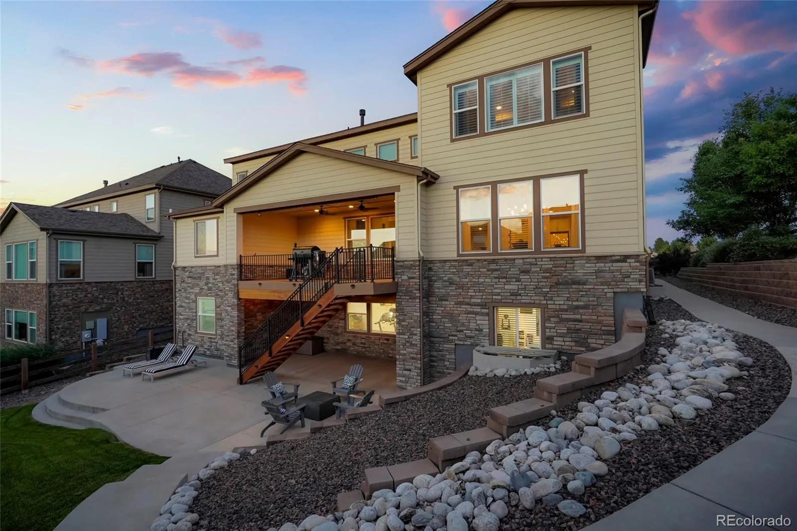 8187 S Little River Way Aurora CO 80016 MLS #REC6667304 07102026172117 1600 34