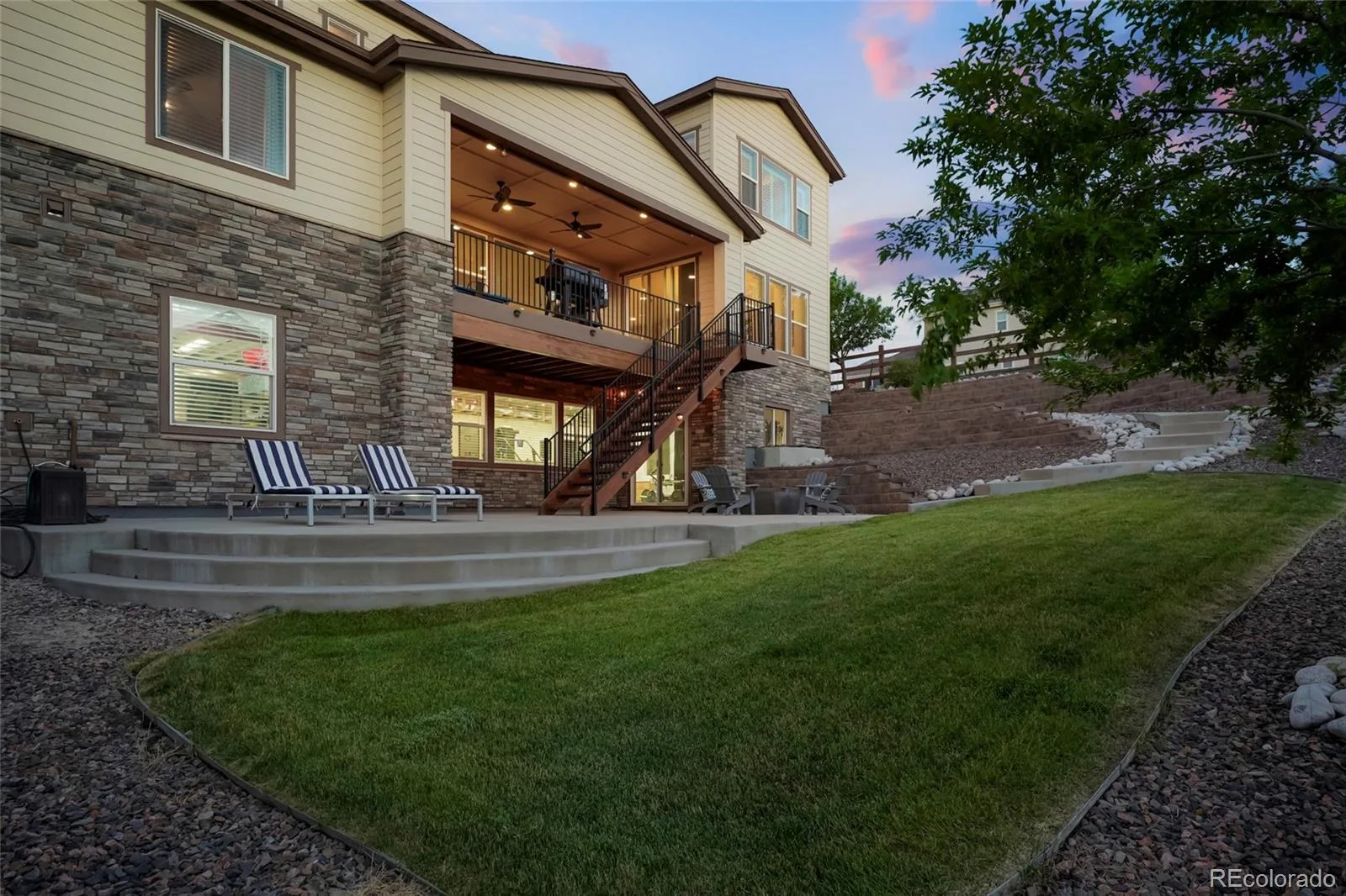 8187 S Little River Way Aurora CO 80016 MLS #REC6667304 07102026172117 1600 35