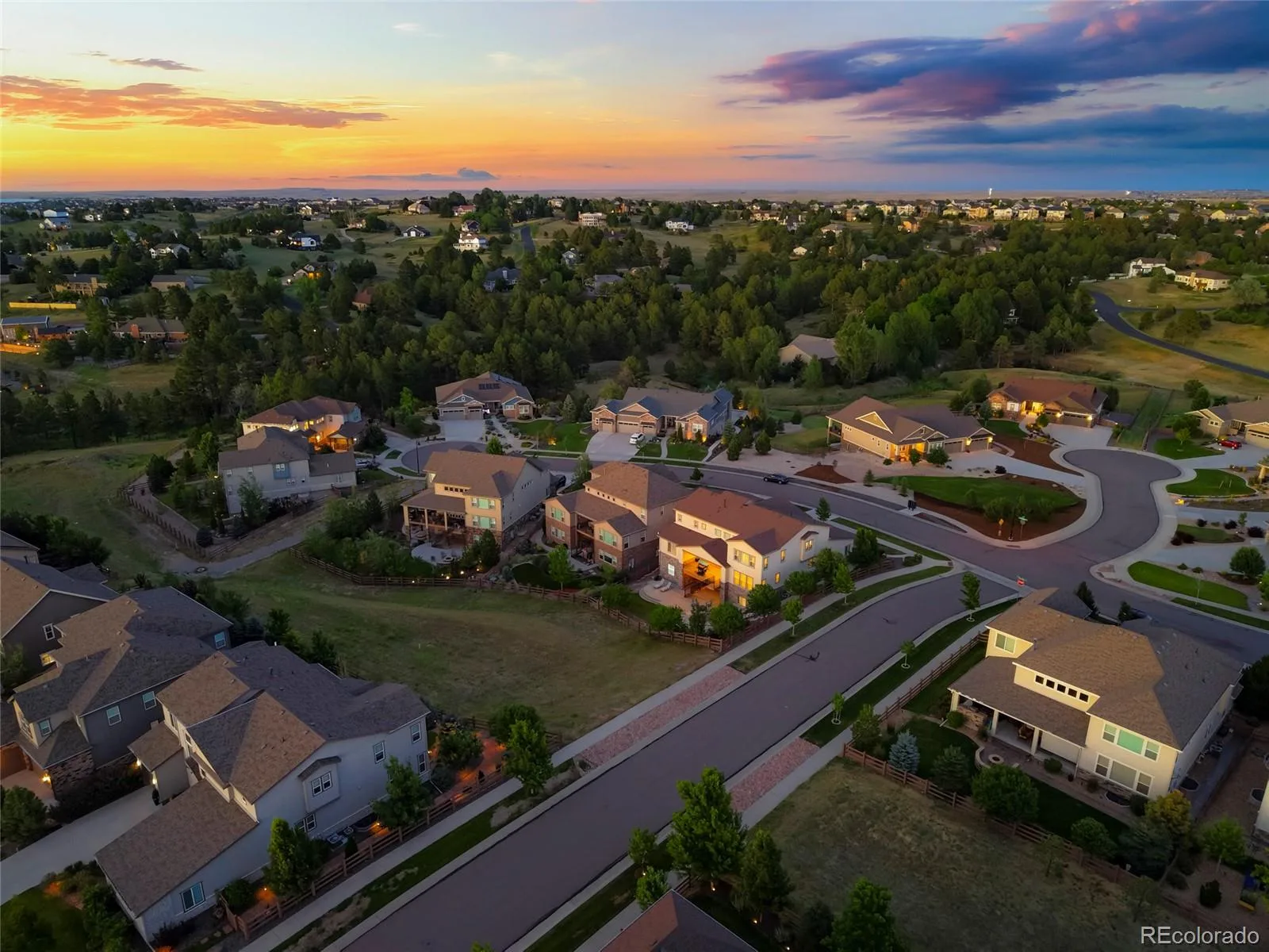 8187 S Little River Way Aurora CO 80016 MLS #REC6667304 07102026172117 1600 38