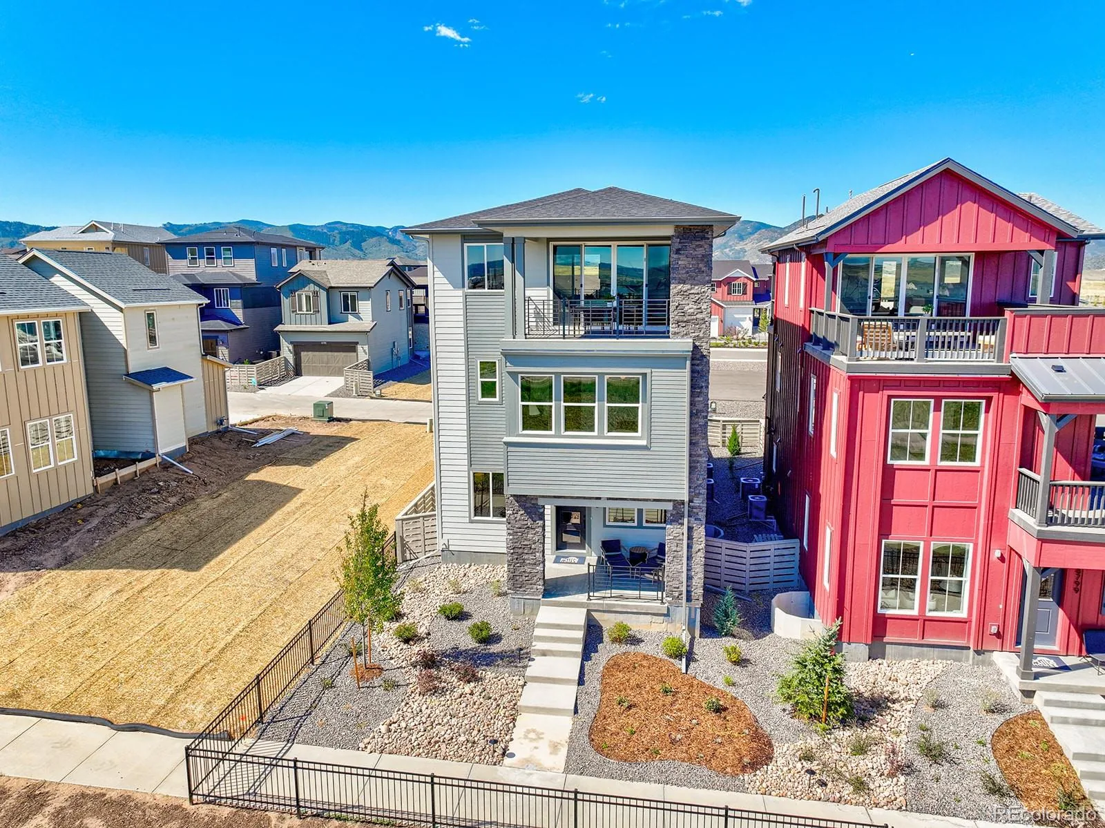 8795 Hugo Drive Littleton CO 80125 | MLS #REC6667740 07102026222406 1600 1