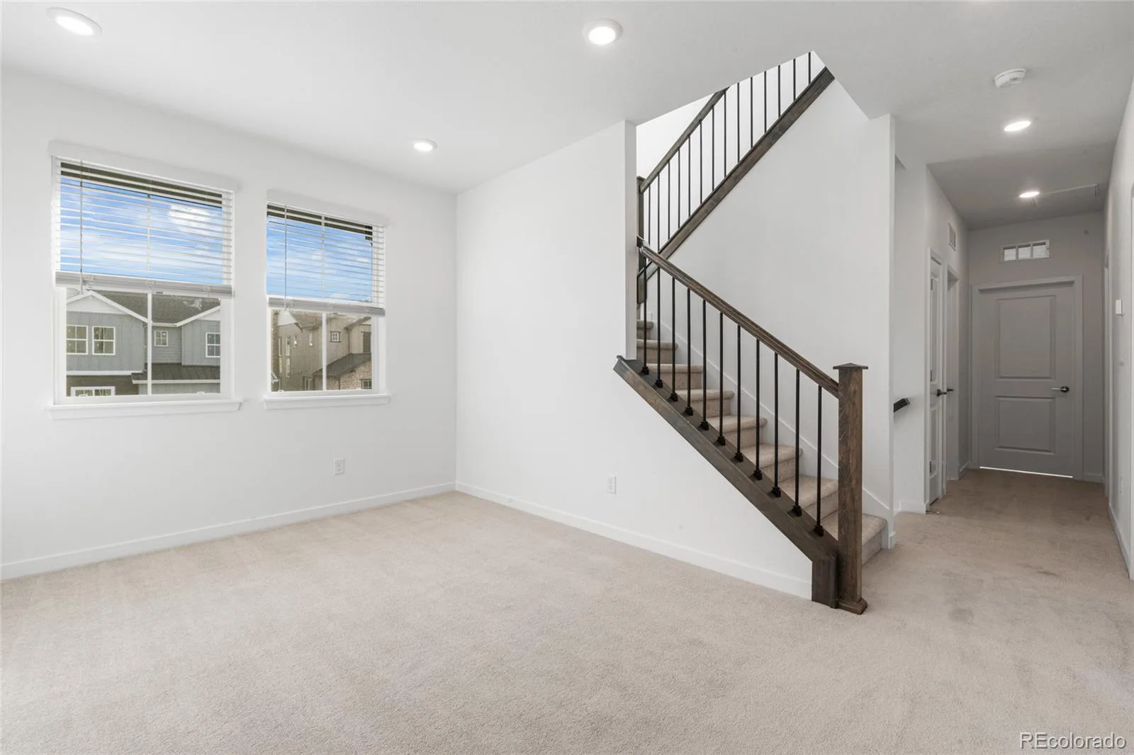 8795 Hugo Drive Littleton CO 80125 | MLS #REC6667740 07102026222406 1600 14
