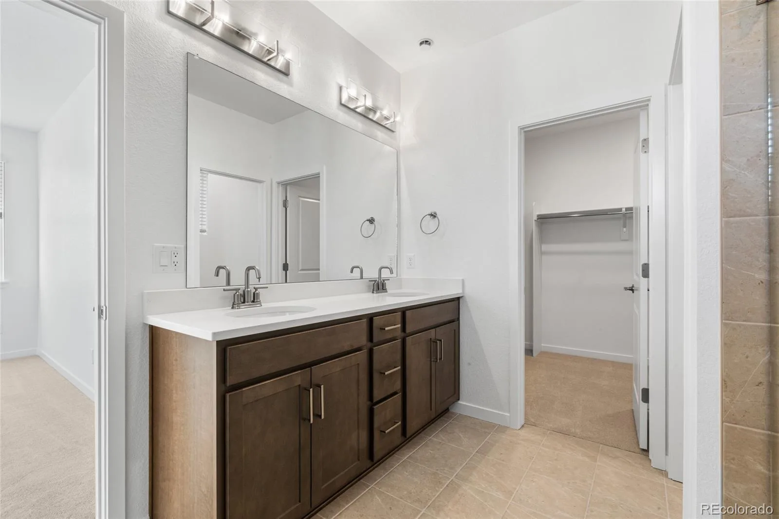 8795 Hugo Drive Littleton CO 80125 | MLS #REC6667740 07102026222406 1600 3
