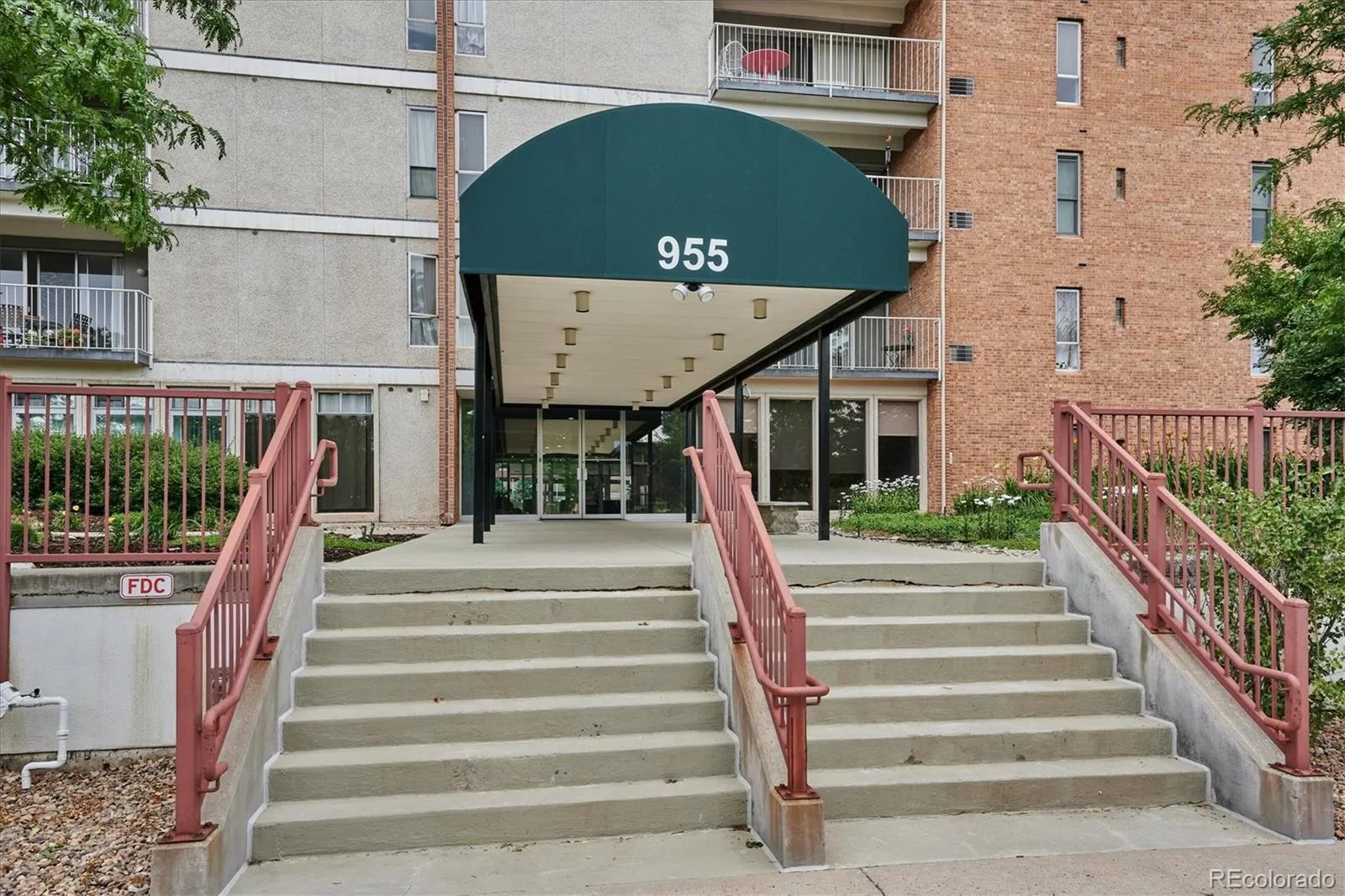 955 Eudora Street #808E Denver CO 80220 MLS #REC6667809 07142026172521 1600 35
