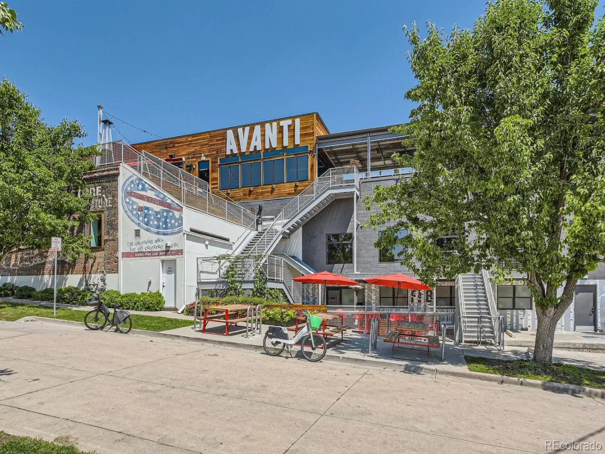 03312026040610 1200 10