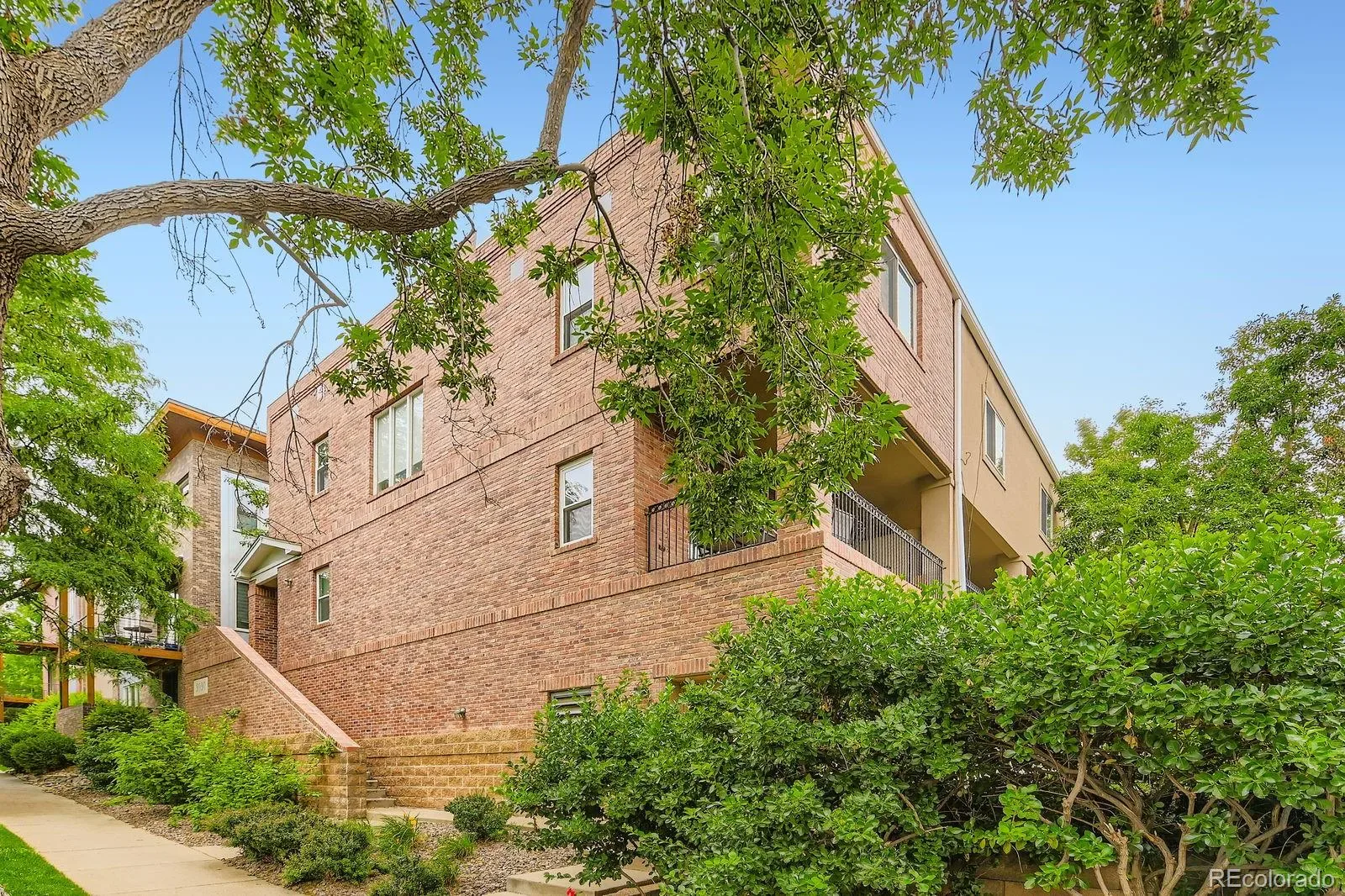 03312026040610 1600 1