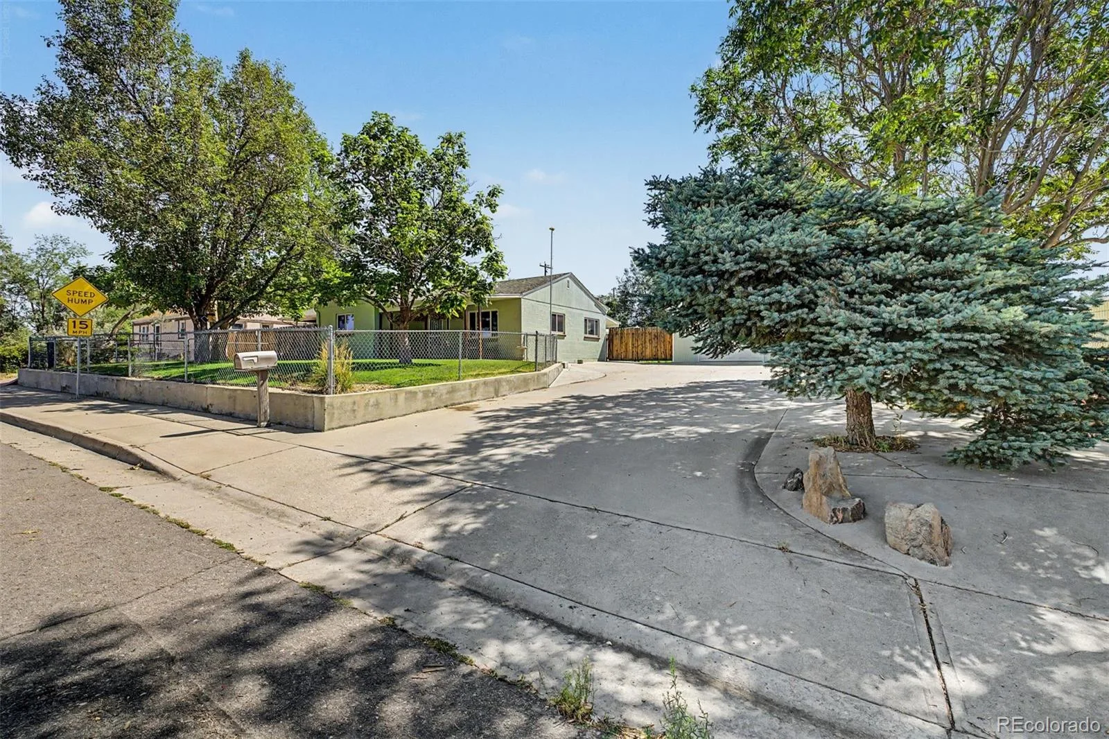 5480 Niagara Street Commerce City CO 80022 | MLS #REC6669760 08032026140527 1600 45